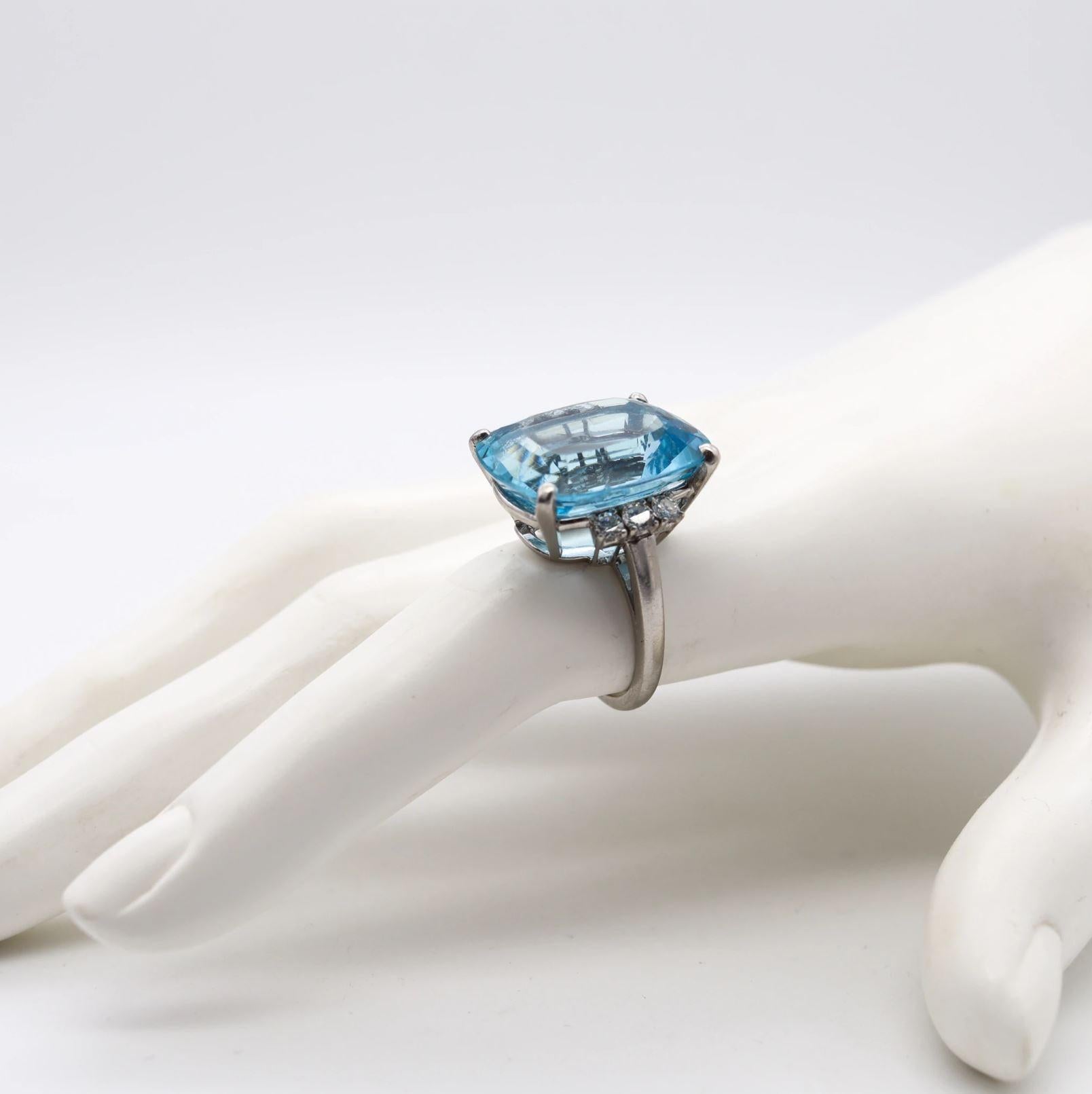 Women's Tiffany & Co. GIA Certified 1960 Cocktail Ring Platinum with 19.17 Ct Aquamarine