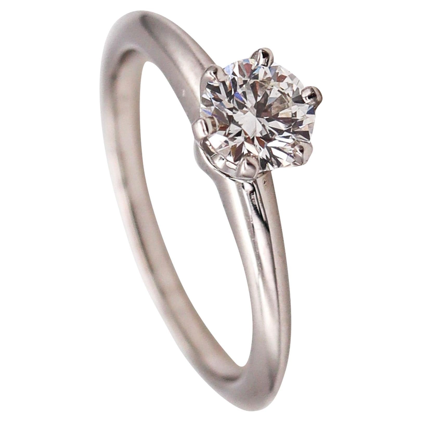 Tiffany & Co. Bague de fiançailles en platine avec diamants de 0,45 carat certifiés par leGIA en vente