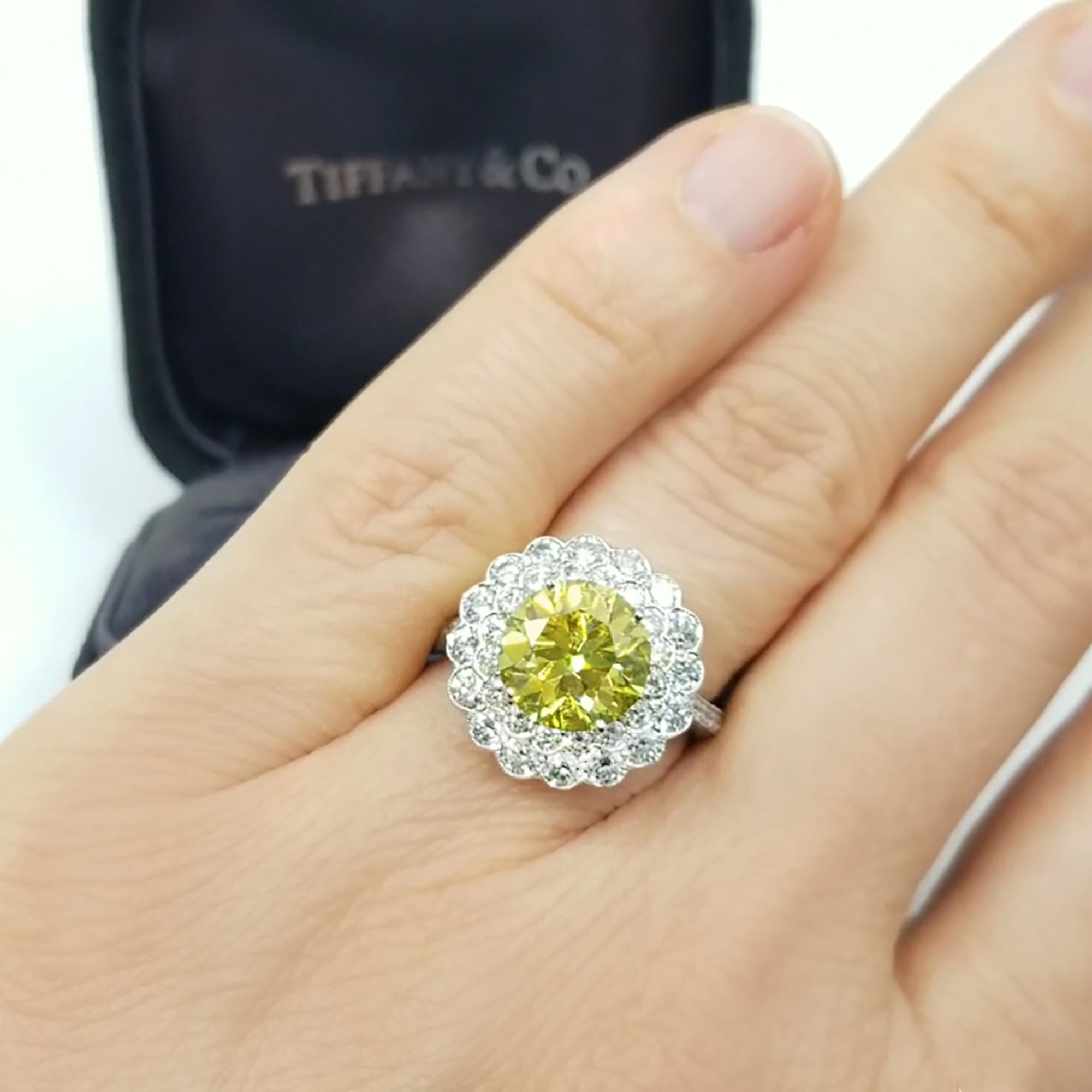 Tiffany & Co.  G.I.A. Ausgefallener lebhaft gelber Diamantring (Rundschliff) im Angebot