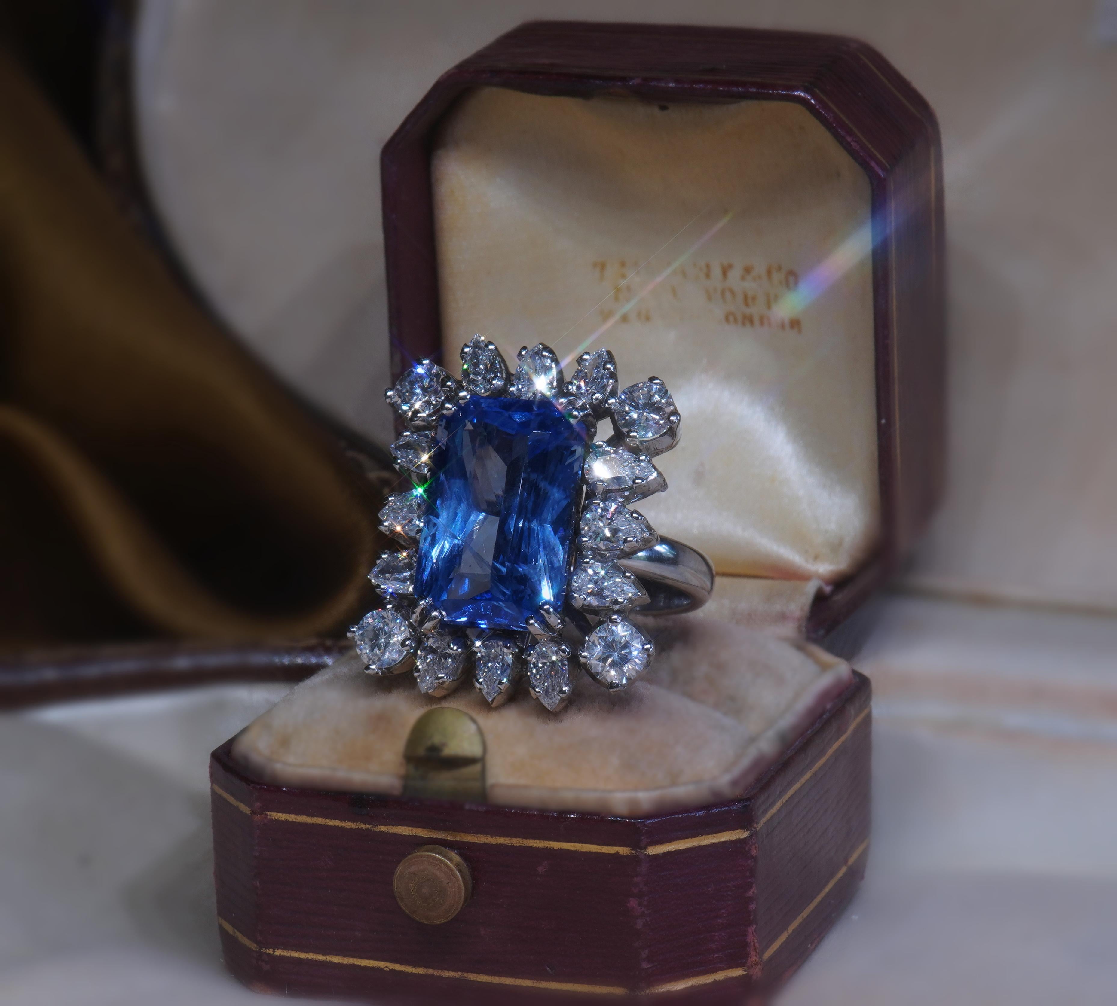 Tiffany & Co. GIA Platinum Blue Sapphire Diamond Ring Unheated Ceylon 15.60 CTS For Sale 5