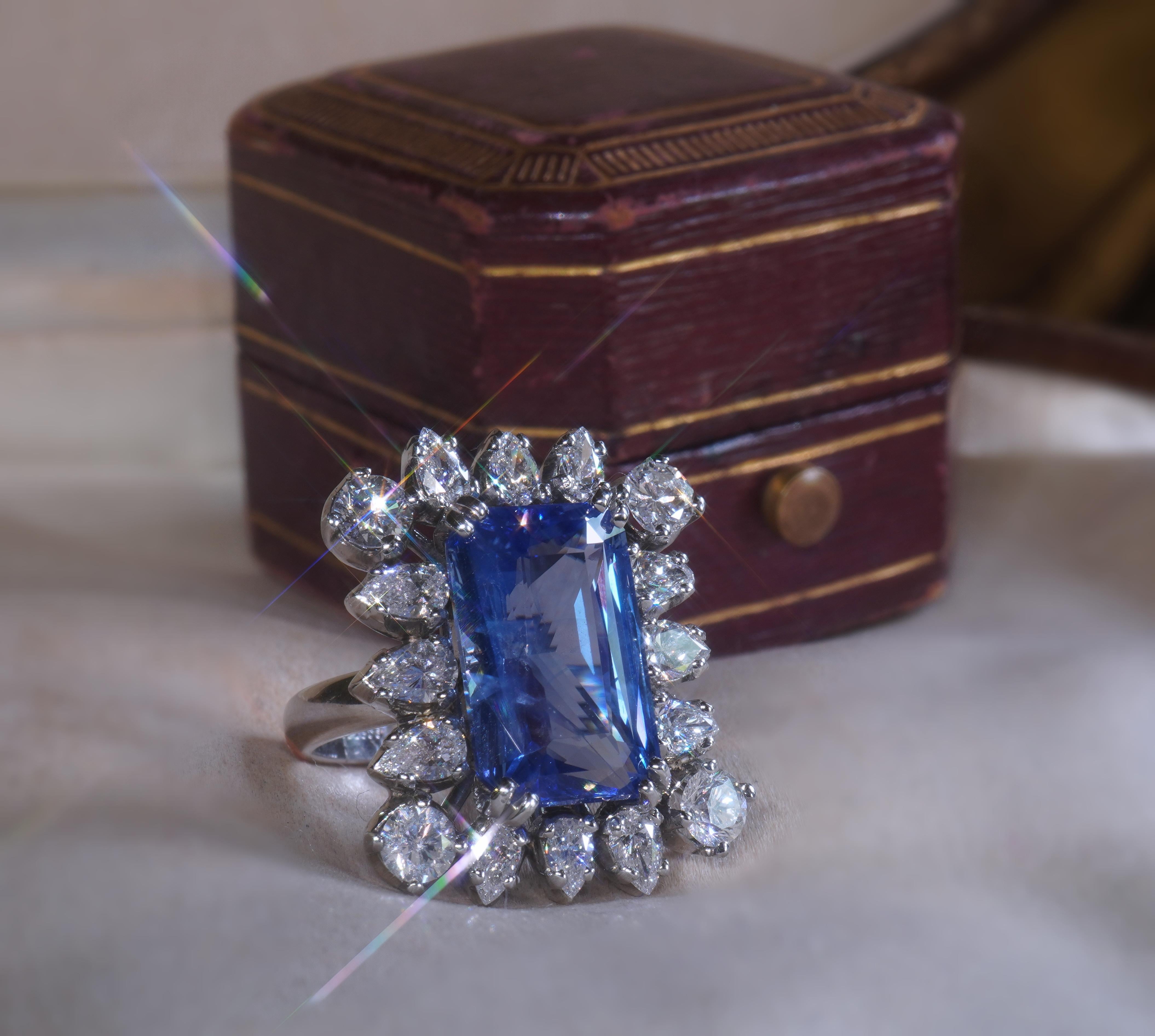 Tiffany & Co. GIA Platinum Blue Sapphire Diamond Ring Unheated Ceylon 15.60 CTS For Sale 6