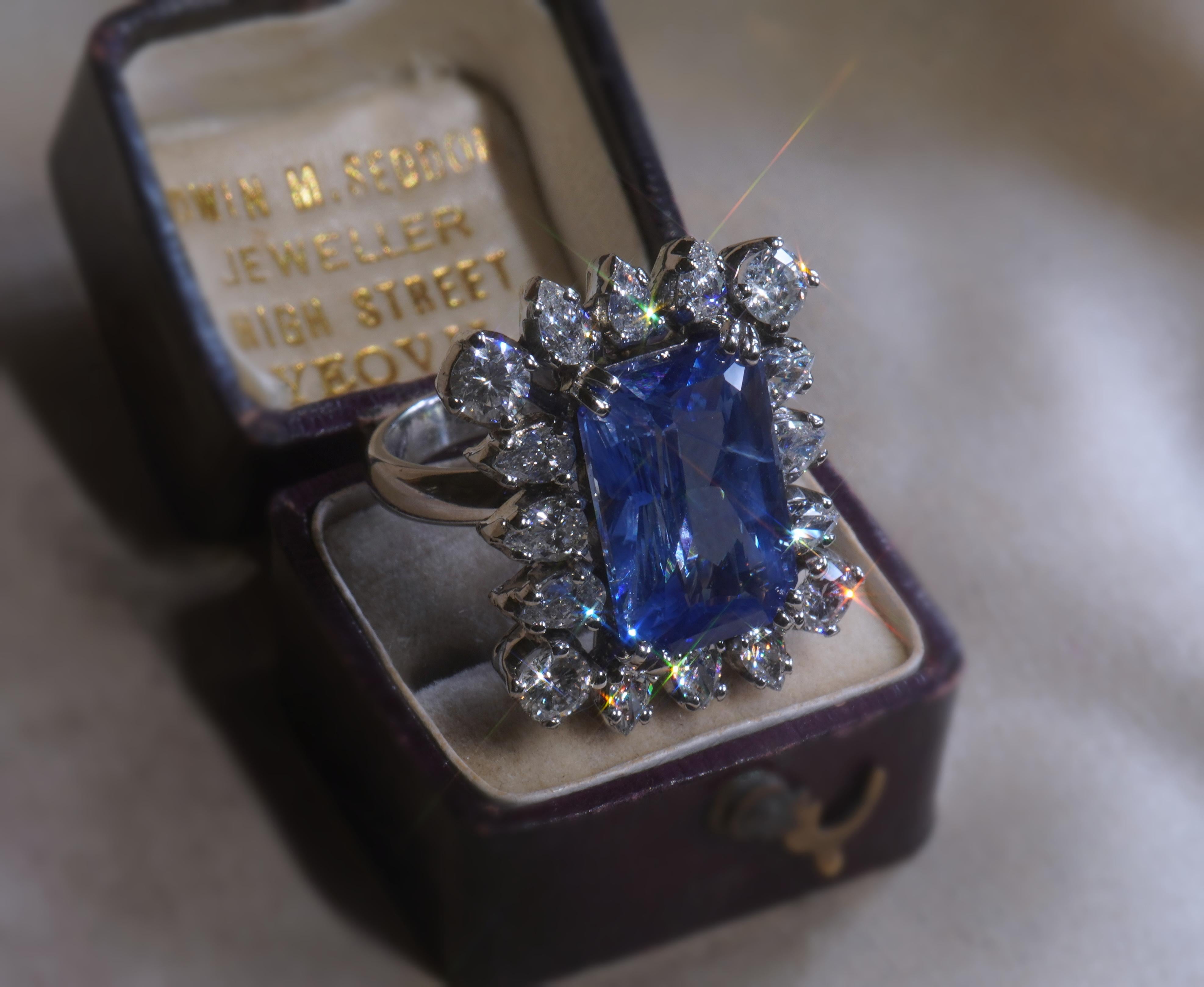 Tiffany & Co. GIA Platinum Blue Sapphire Diamond Ring Unheated Ceylon 15.60 CTS For Sale 4