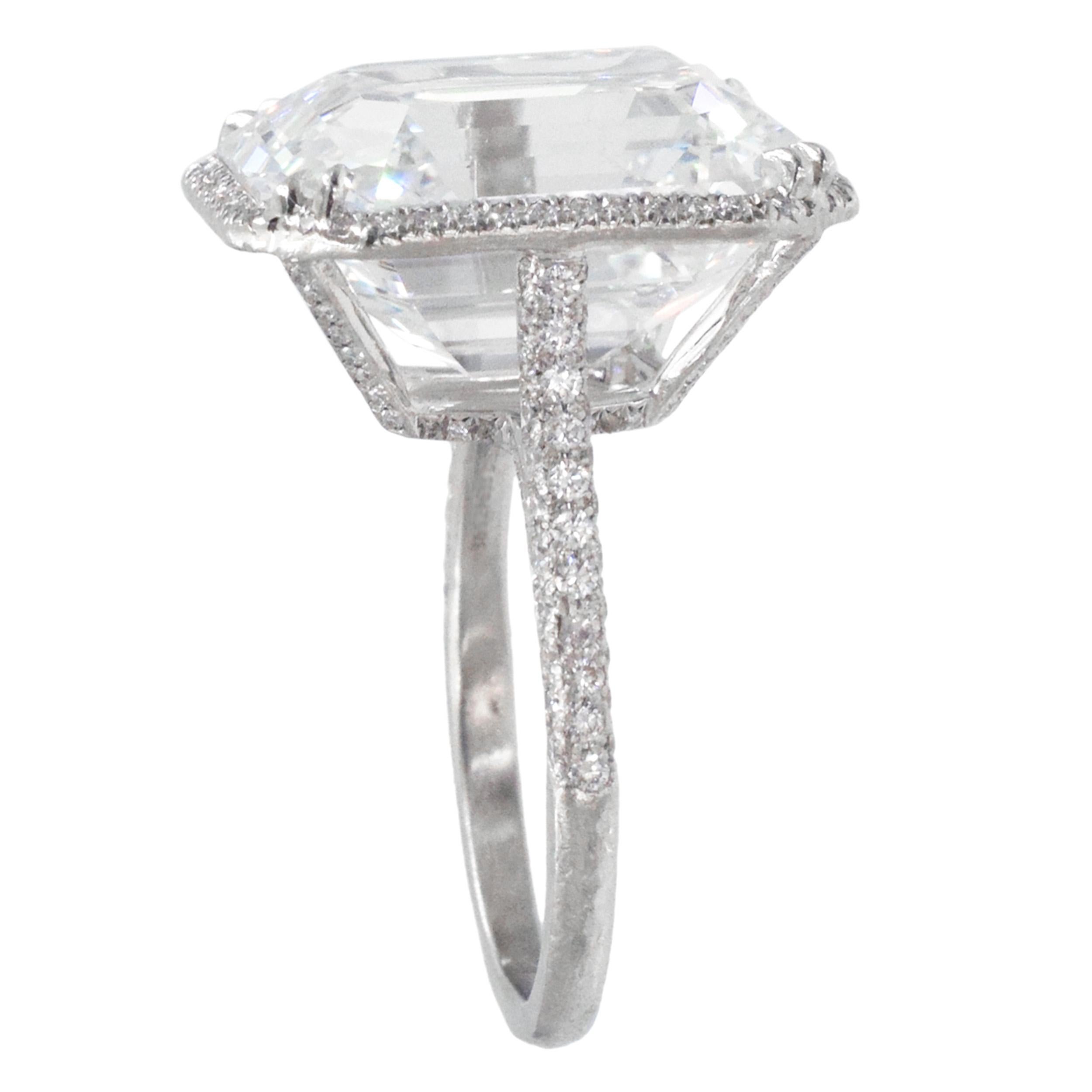 Tiffany & Co. GIA Typ IIA 15,28 Karat D-VS1 Diamantring mit Smaragdschliff im Smaragdschliff im Angebot 2