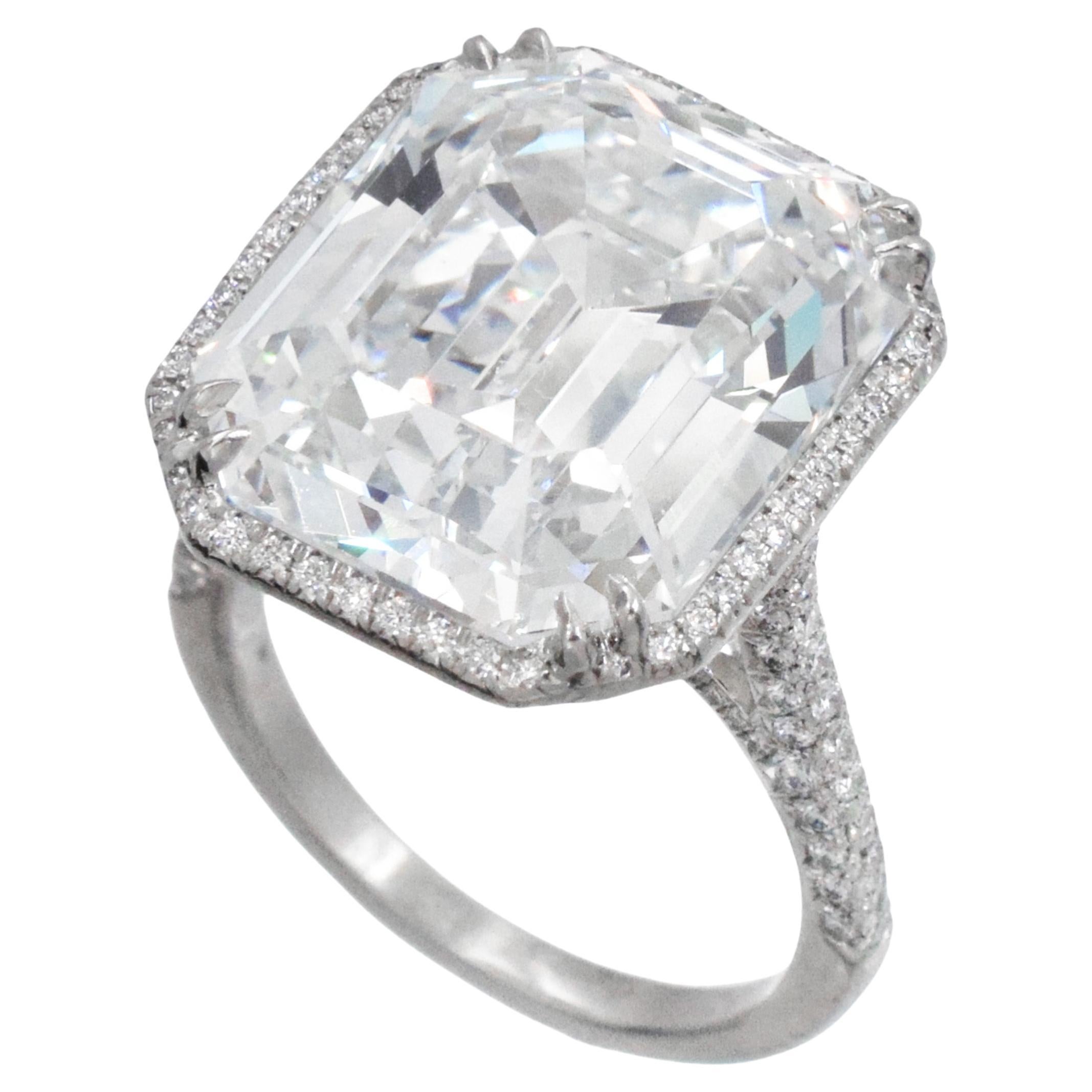 Tiffany & Co. GIA Type IIA 15.28 Carat D-VS1 Emerald Cut Diamond ring