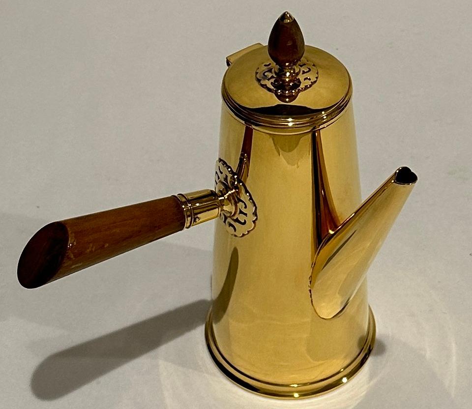 Mid-Century Modern Tiffany & Co. Pot à chocolat en argent sterling doré en vente