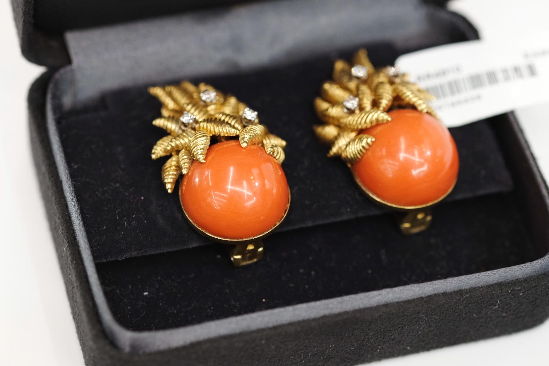 Women's Tiffany & Co. Gold 18k Vintage Round Coral Diamond Clip-On Backings Earrings