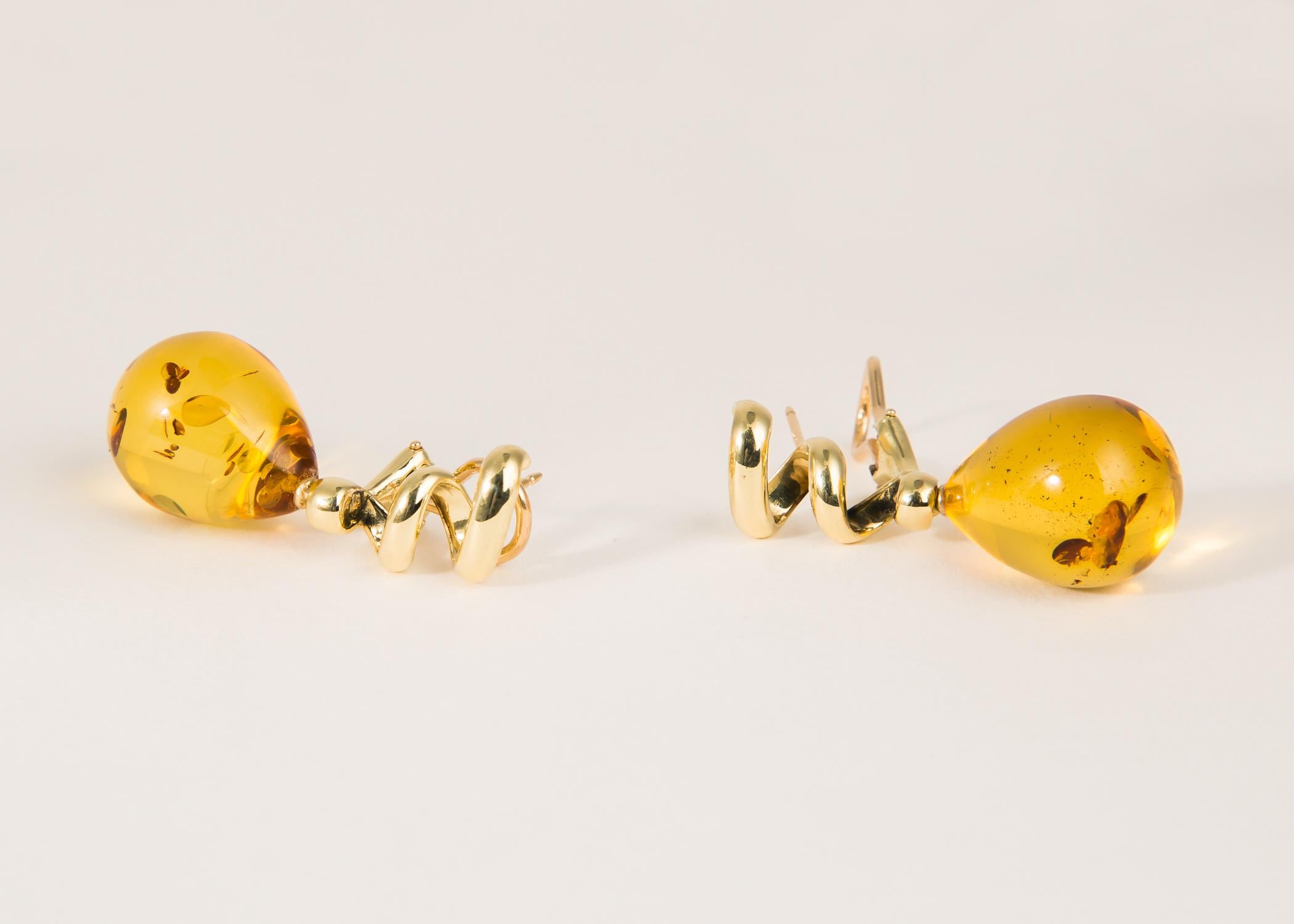 Contemporary Tiffany & Co. Gold and Amber Drop Earrings