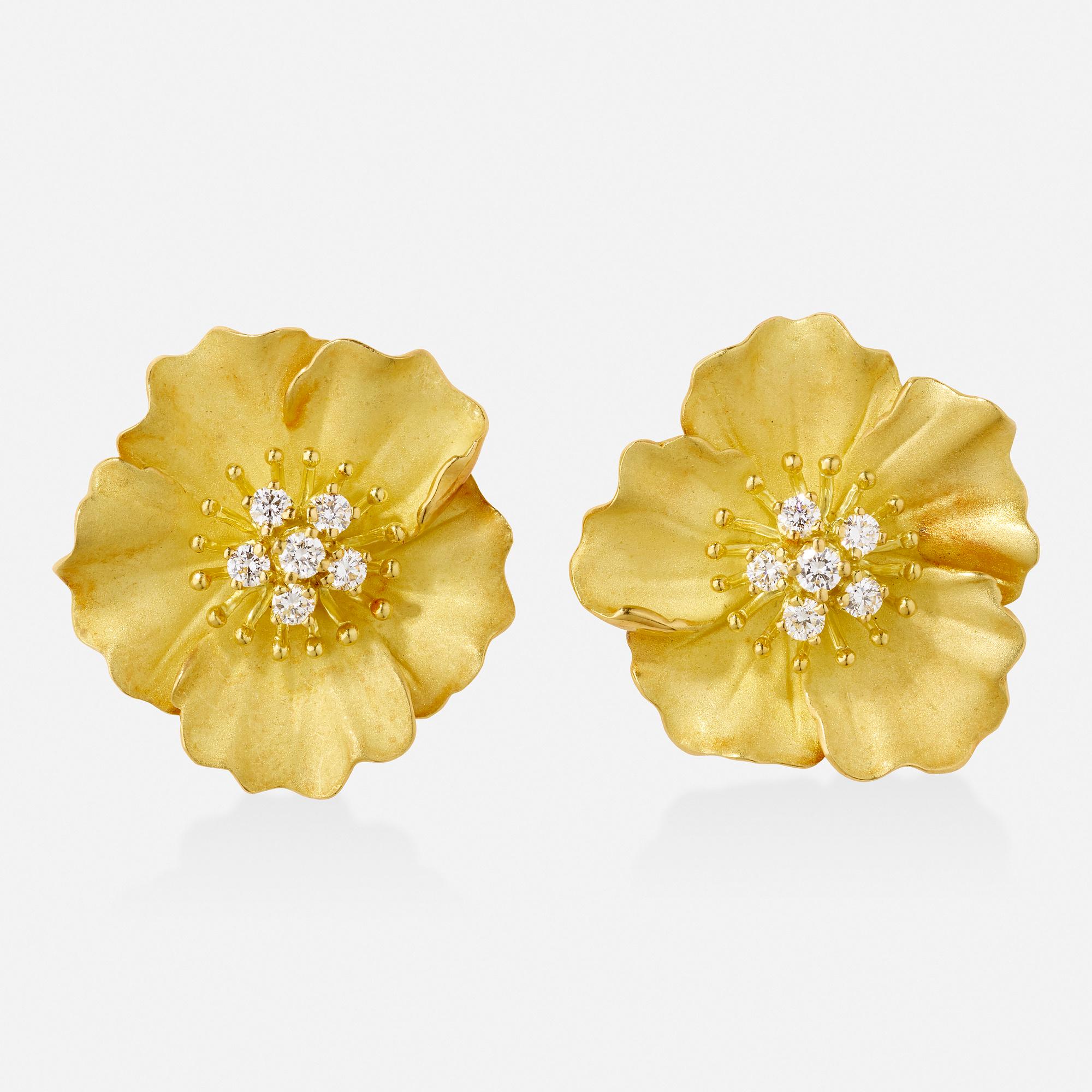Round Cut Tiffany & Co. Gold and Diamond Dogwood Floral Clip-On Earrings