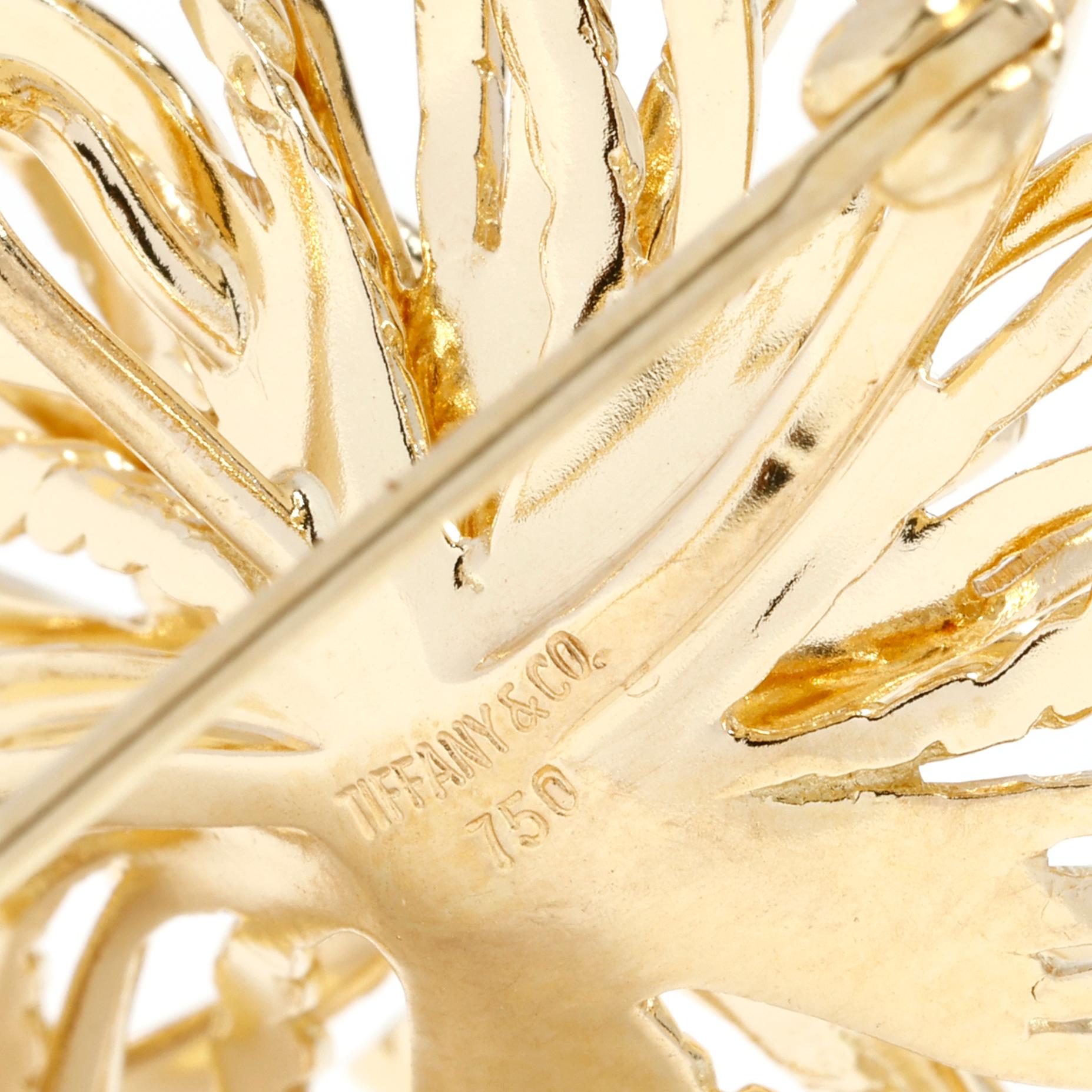 Women's or Men's Tiffany & Co. Gold Anemone Brooch, 18k Yellow Gold, Statement Designer Piece For Sale