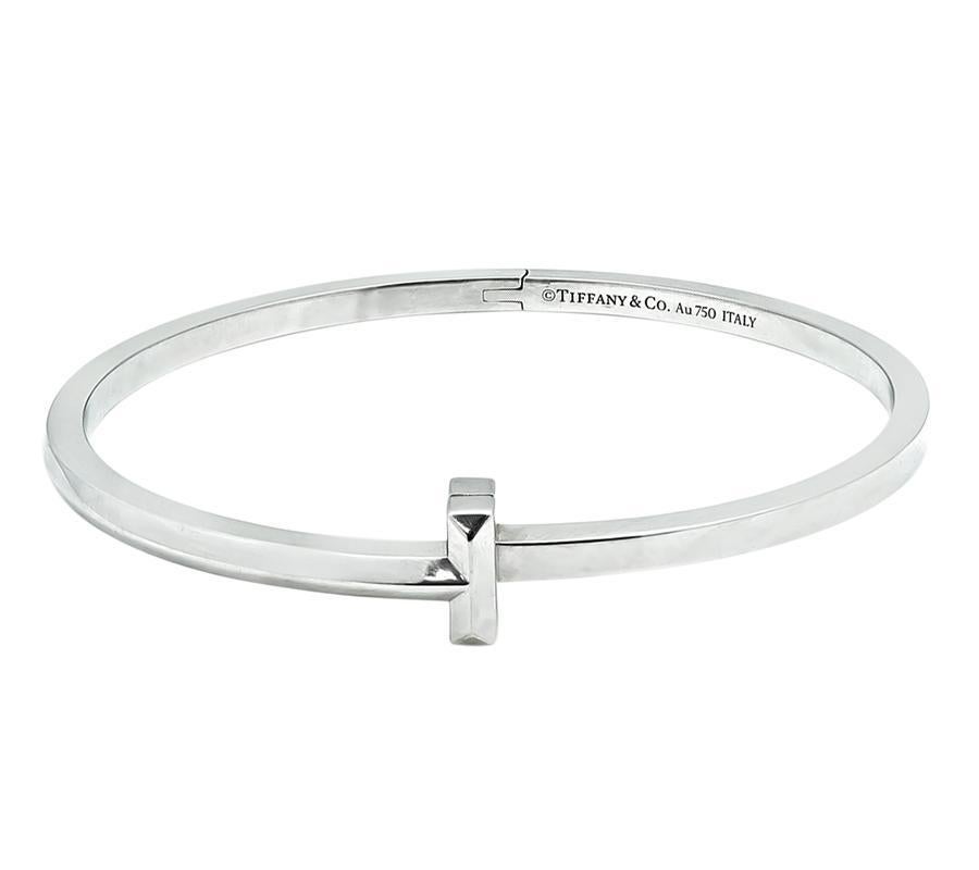 Tiffany & Co Gold Bangle en Bueno estado para la venta en New York, NY