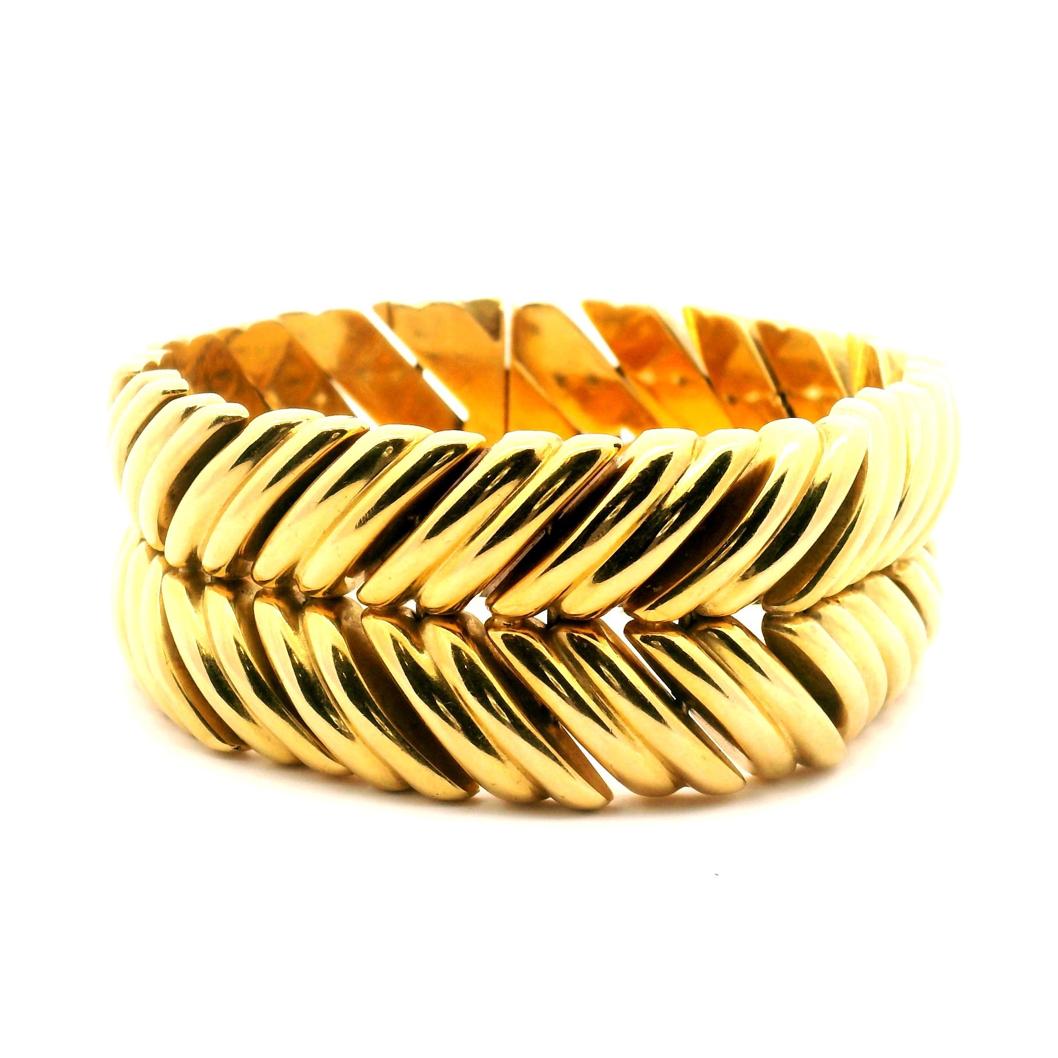 Pulsera estilo espiga Tiffany & Co. de oro amarillo de 18 quilates 
90 gramos