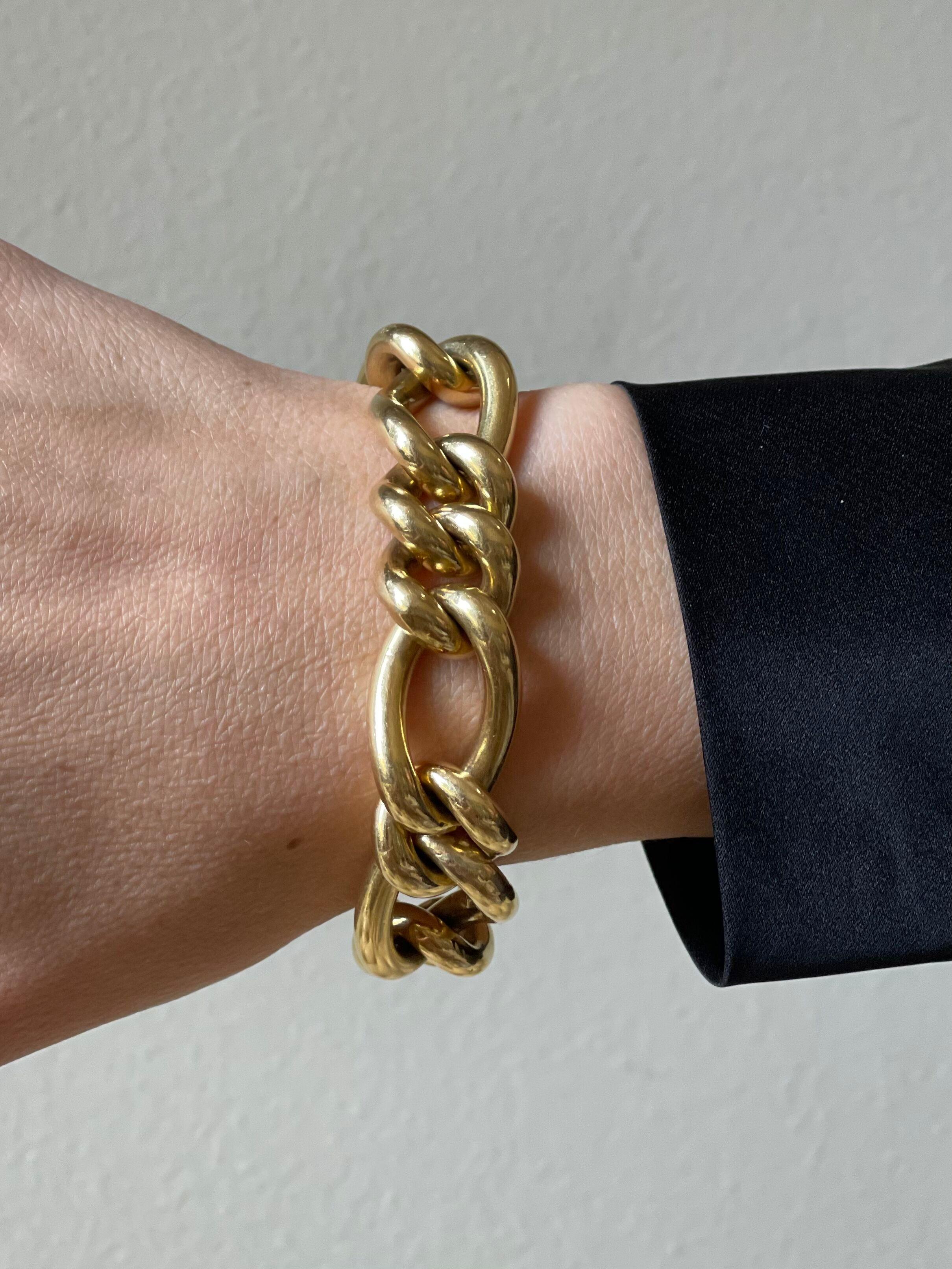 18k yellow gold chunky link bracelet by Tiffany & Co. The bracelet is 7.25