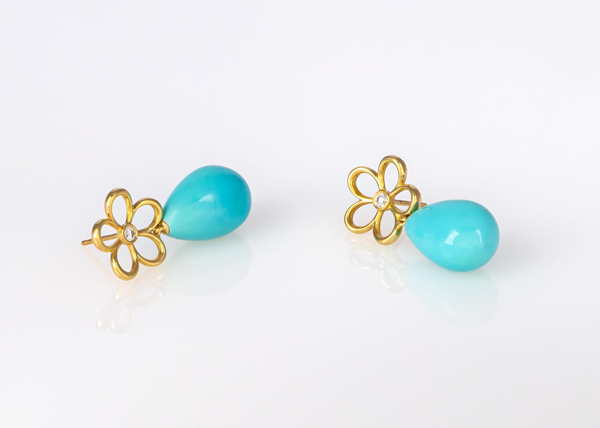 This is a playful easy to wear earring to showcases Tiffany & Co. quality and design. At just 1 inch in length you can enjoy this day into evening.