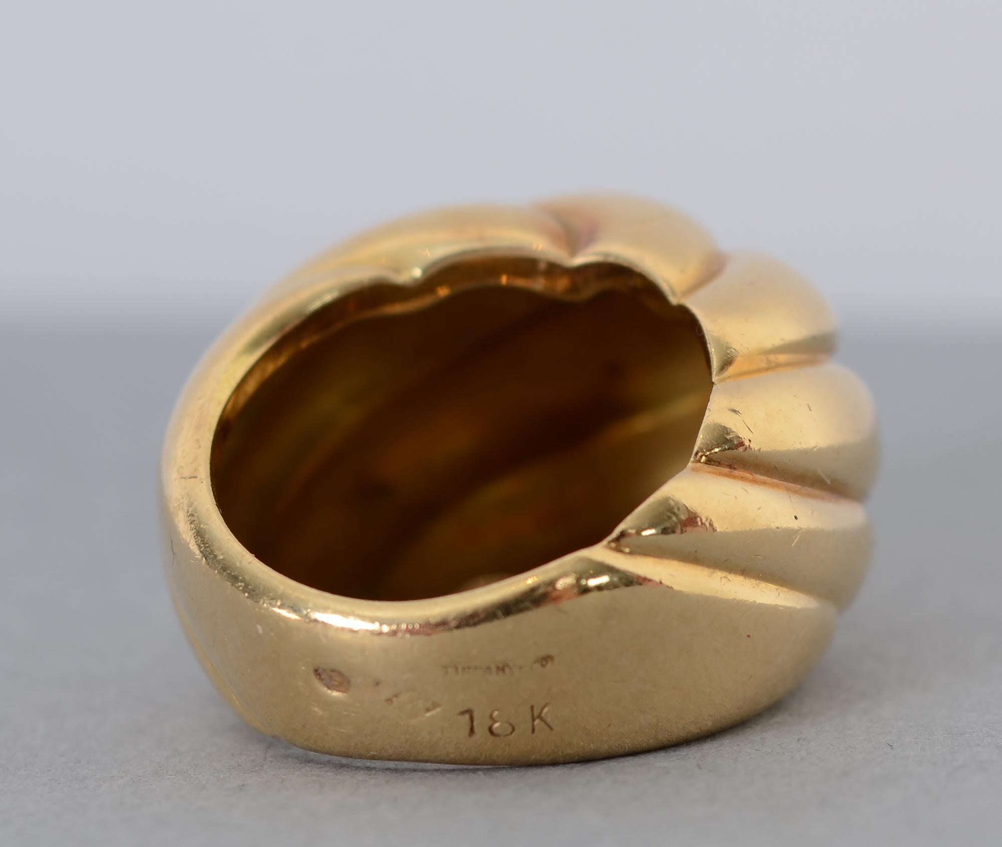 Women's or Men's Tiffany & Co. Gold Domed Swirl Ring