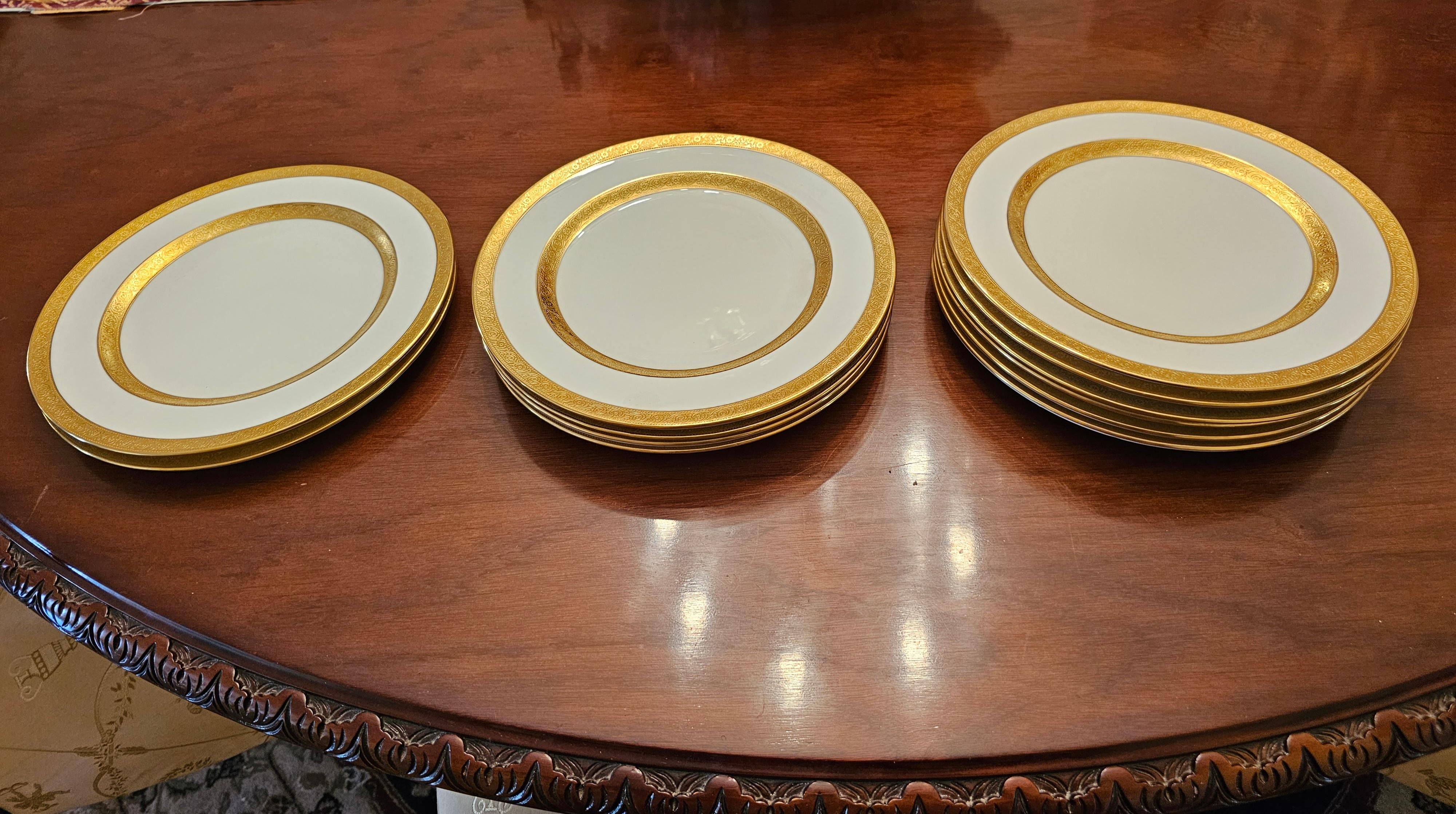 Set of 12 Tiffany & Co. Gold Encrusted Porcelain Dinner Plates For Sale 3