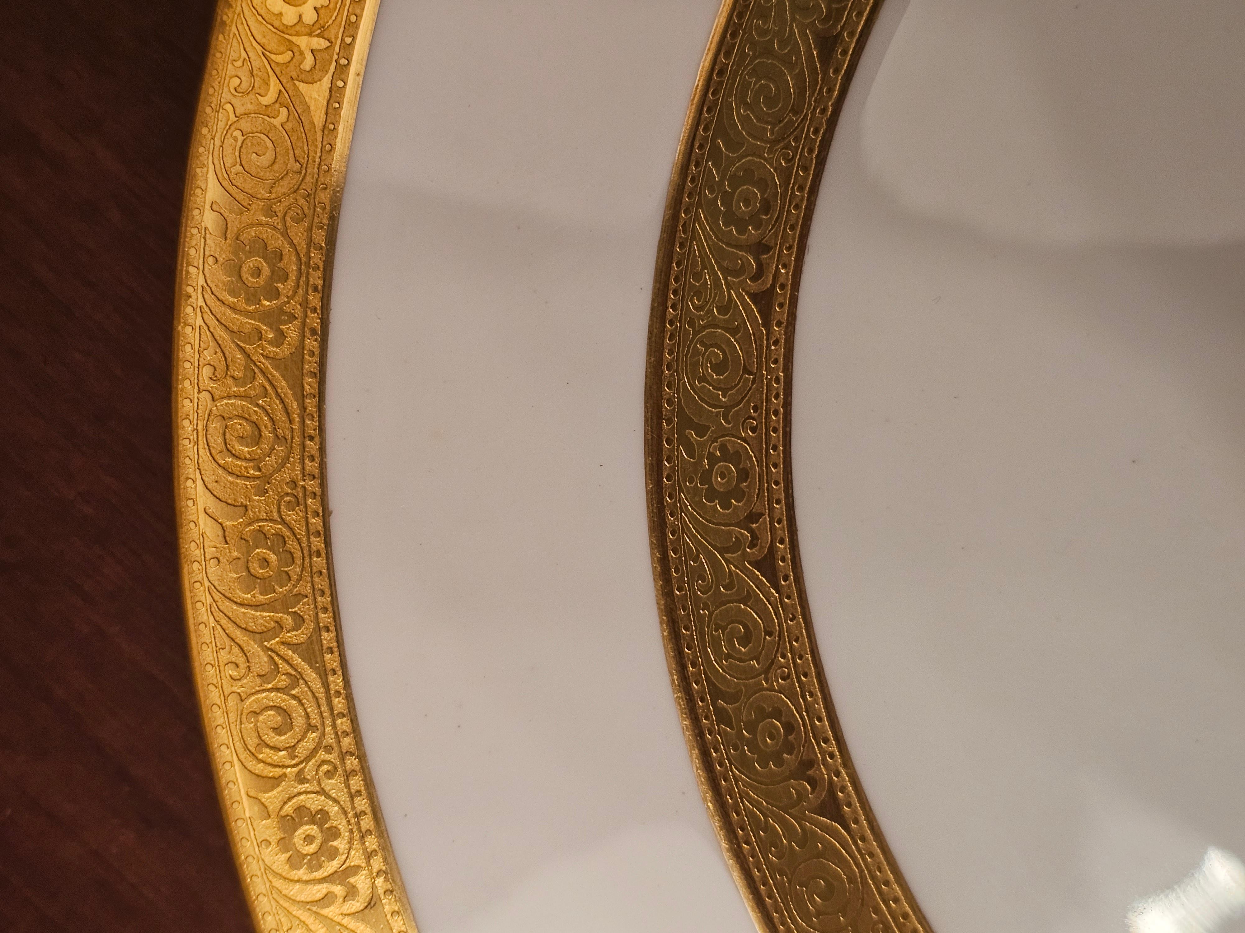 Empire Set of 12 Tiffany & Co. Gold Encrusted Porcelain Dinner Plates For Sale