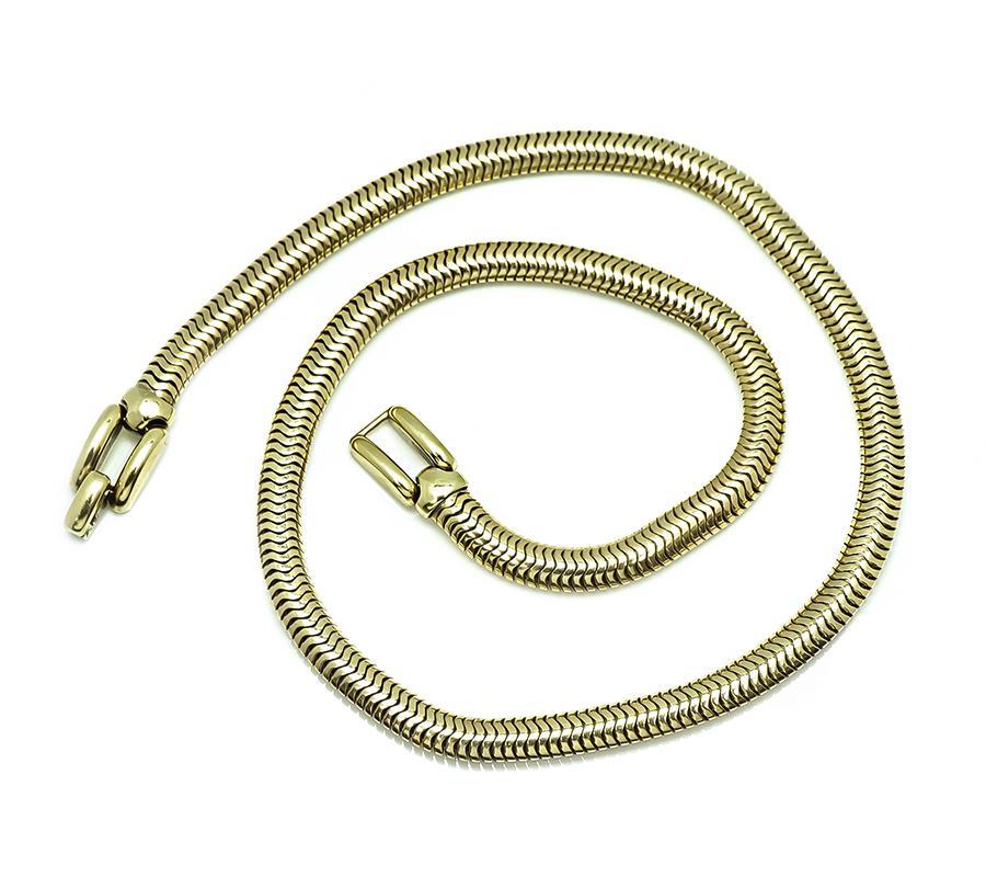 Si tratta di un'affascinante collana in oro giallo 14k di Tiffany & Co. La collana misura 15,75 pollici di lunghezza e 5 mm di larghezza. La collana è firmata TIFFANY&Co. e pesa 39,7 grammi.
