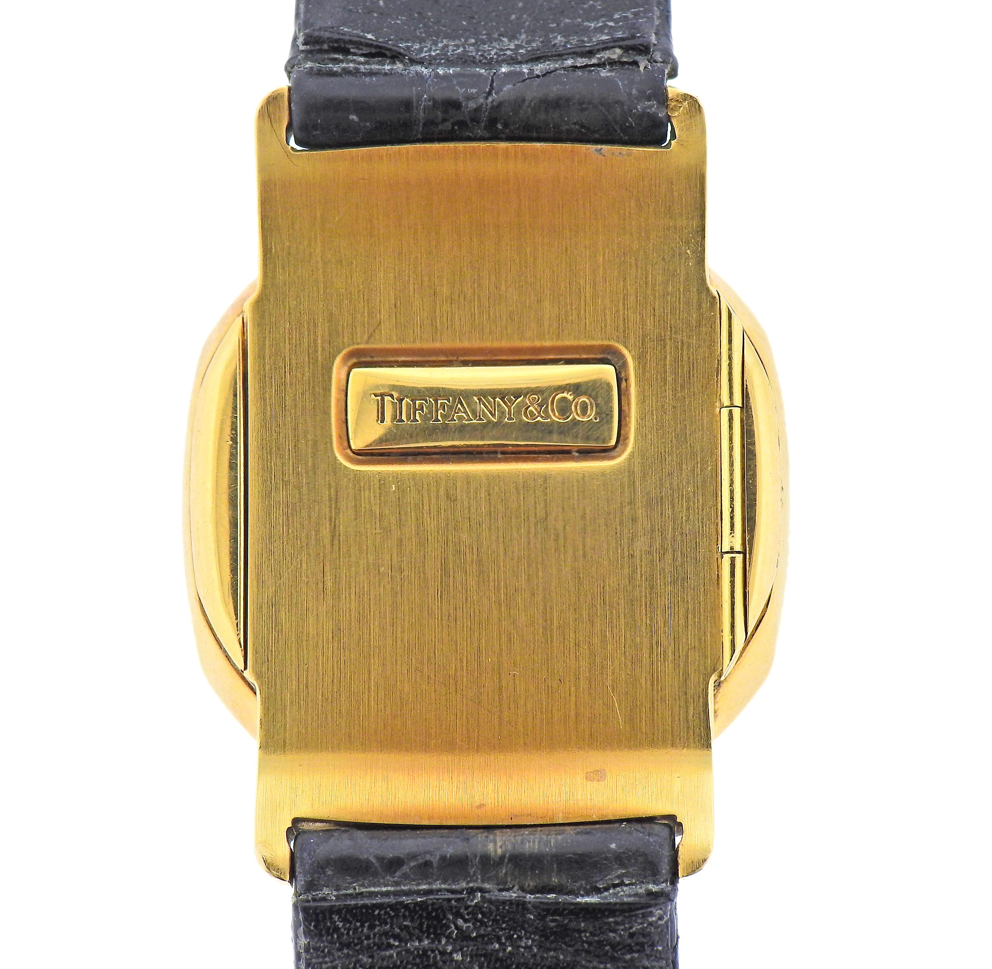 Tiffany & Co. Goldene Uhr für Damen oder Herren im Angebot