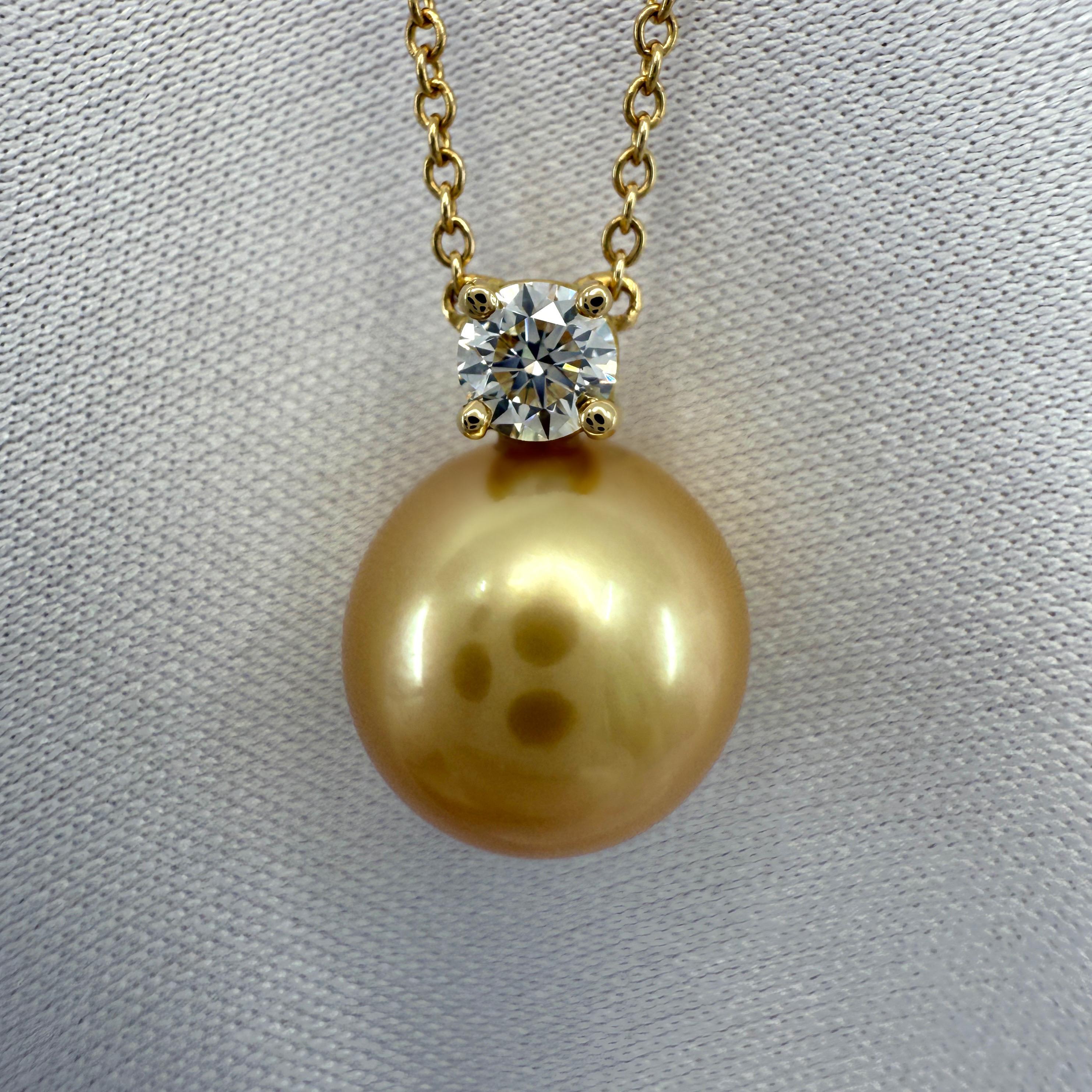 Tiffany & Co. Collier pendentif en or jaune 18 carats avec perles de Southsea et diamants Pour femmes en vente