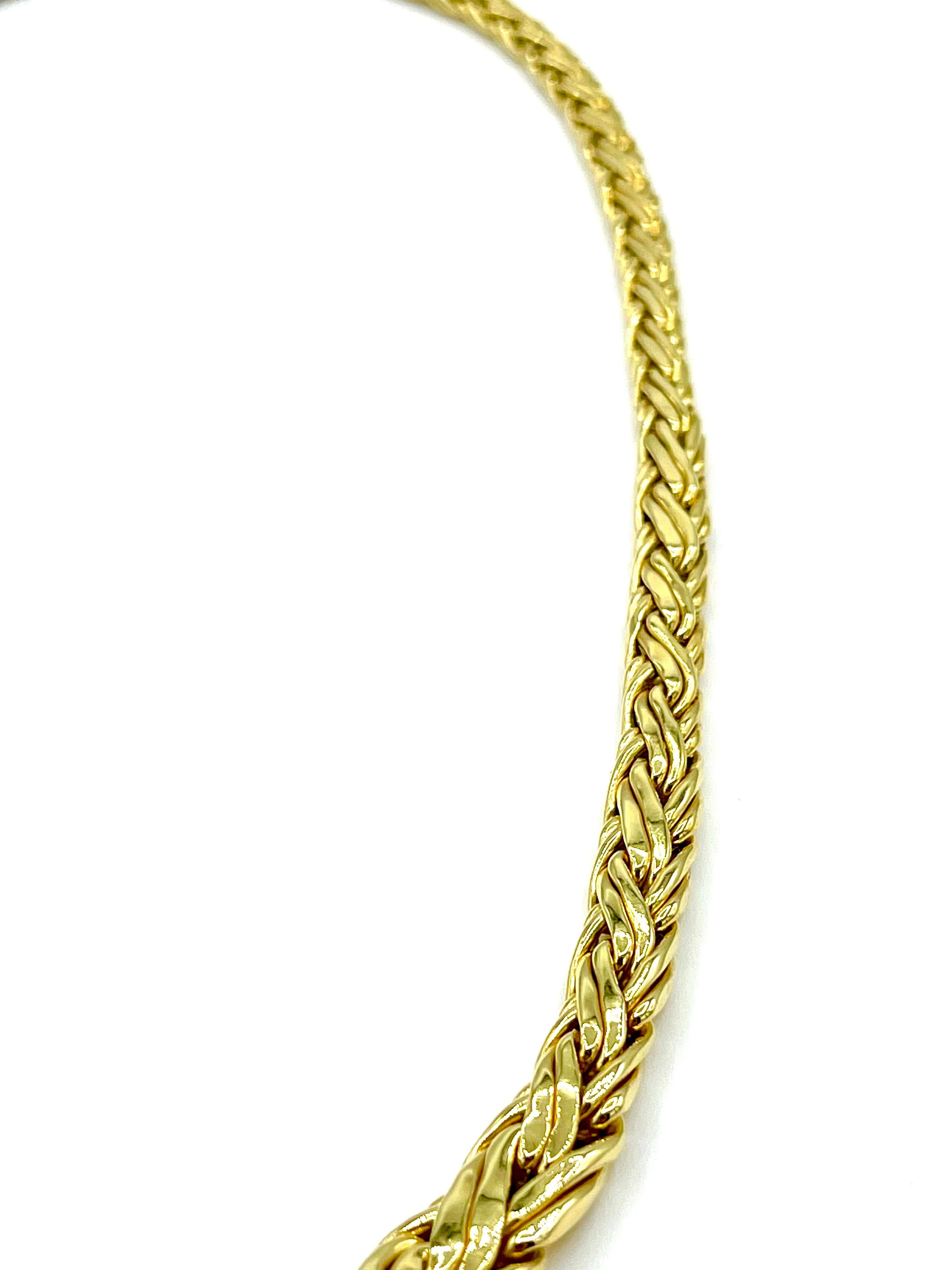 A simple and elegant Tiffany & Co. necklace!  Easy to wear  for any occaision.  This is a graduated byzantine style link necklace made in 18K yellow gold.  It measures 16.50 inches in length and features a hidden box clasp.  The clasp is signed