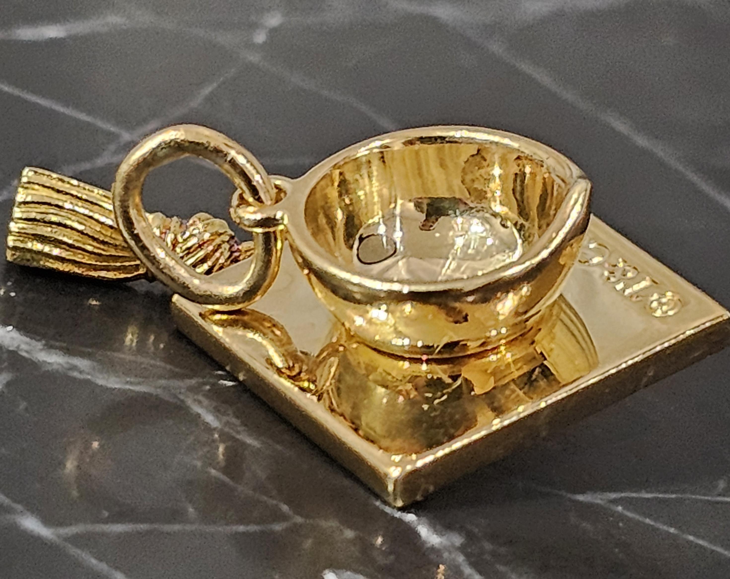 Tiffany & Co. Ciondolo Charm CAP Laurea Cappello Tassel Dangles Oro giallo 18k 1