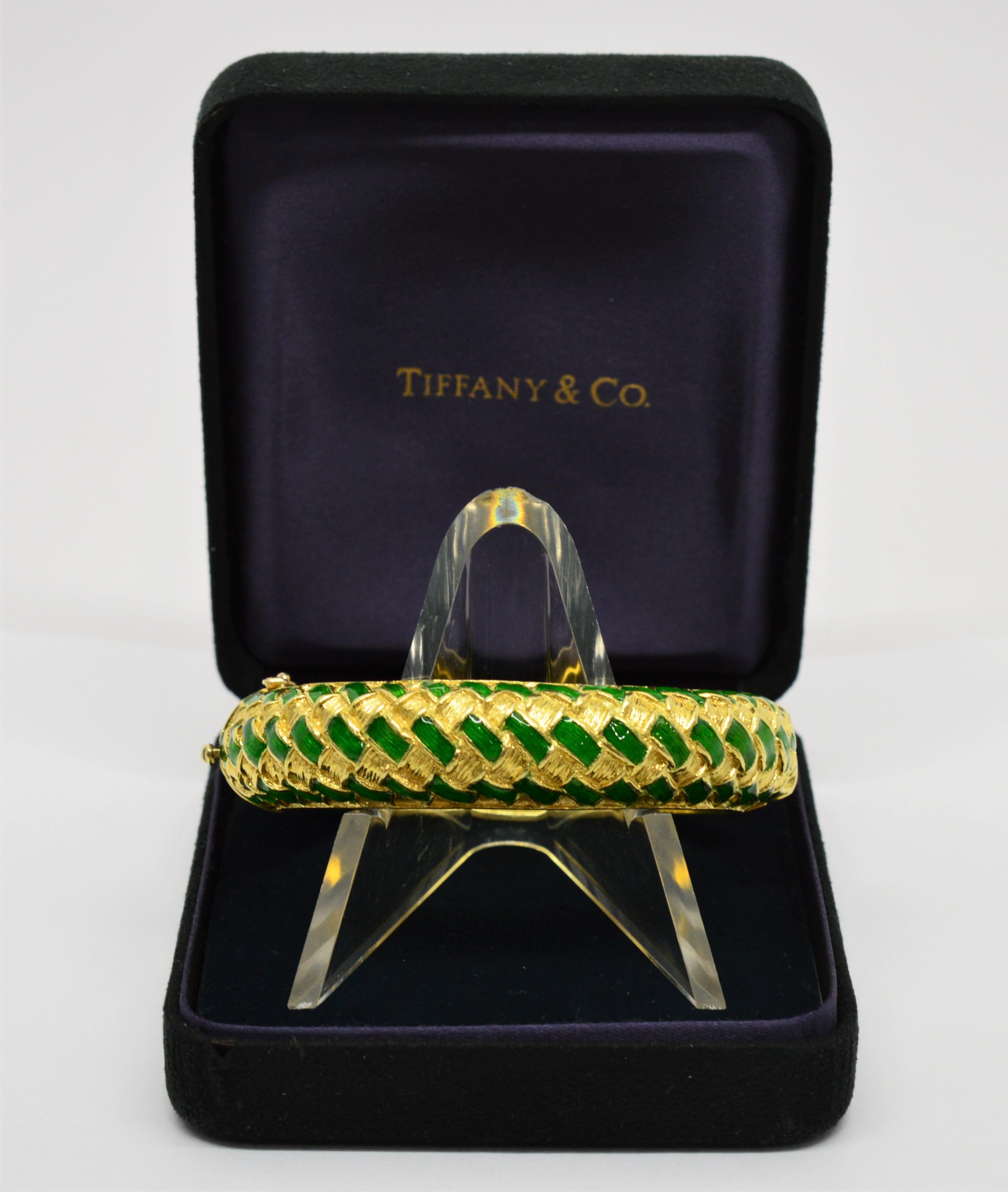 Tiffany & Co. Green Enamel Yellow Gold Basket Weave Bangle Bracelet 8