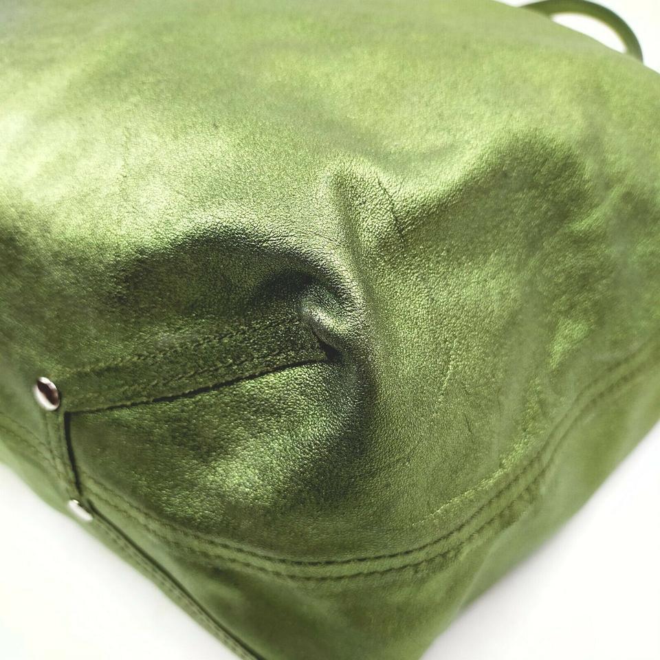 Tiffany & Co. Green Reversible Tote with Pouch 861655 In Good Condition In Dix hills, NY
