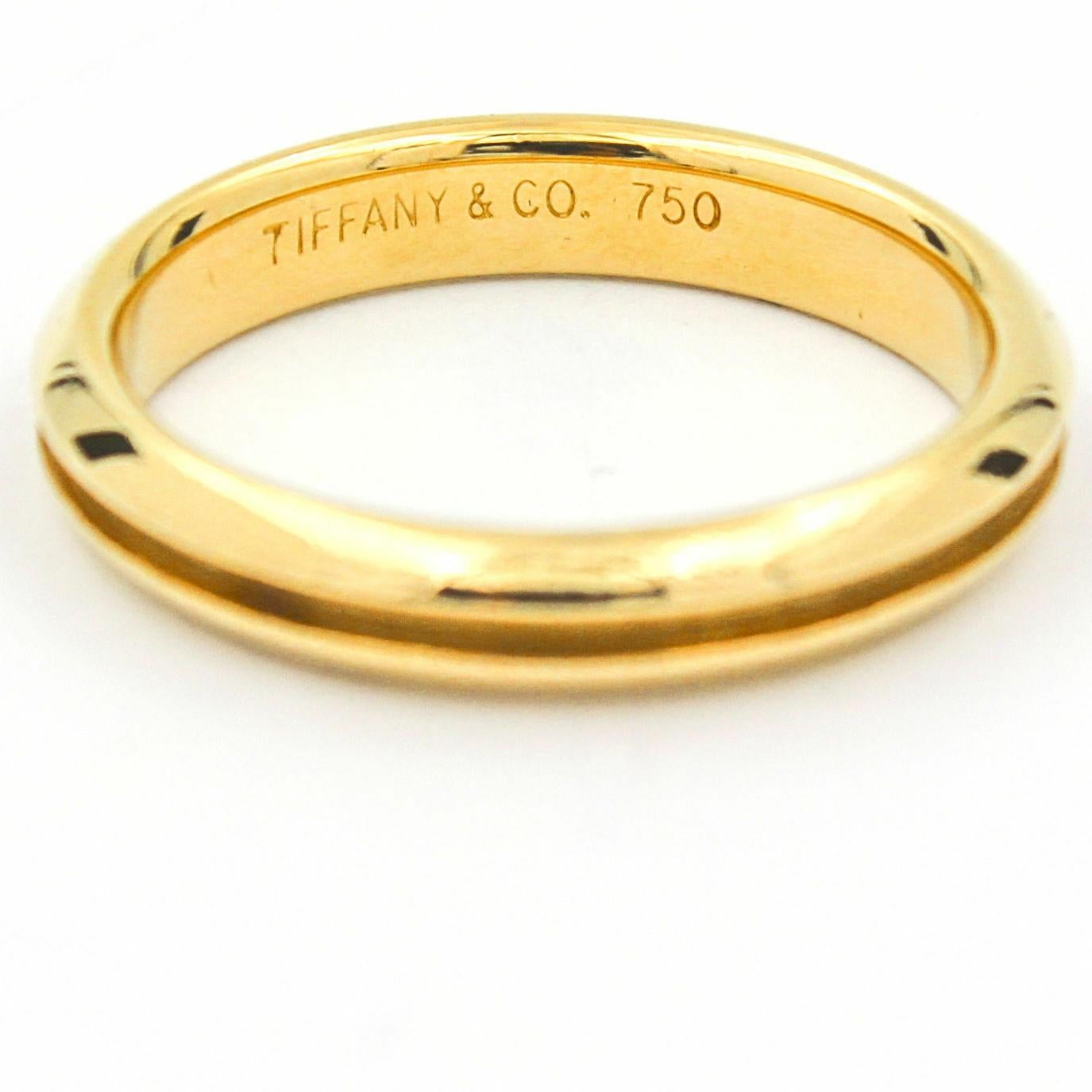 Retro Tiffany & Co. Groove Wedding Band in 18 Karat Yellow Gold Ring For Sale