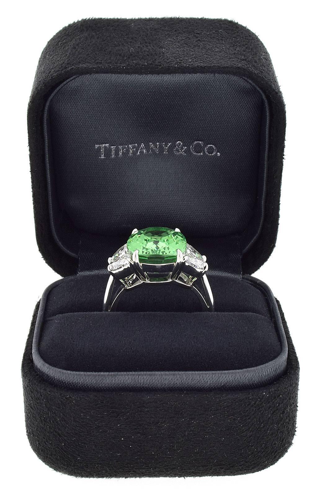 Tiffany & Co. Grossularite Garnet 9.08 Carat Platinum Ring In Excellent Condition In Chicago, IL