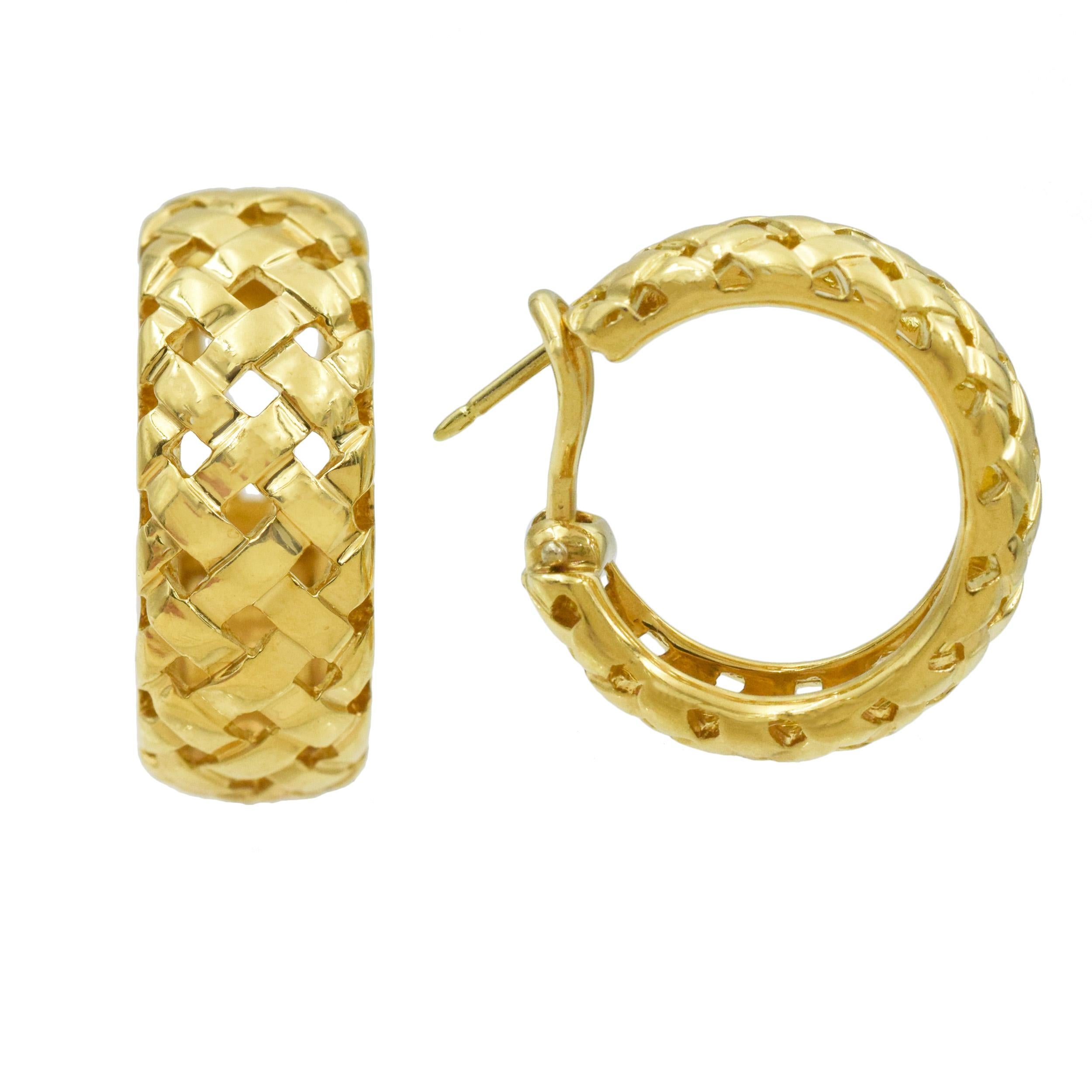 Tiffany & Co. Group of Gold 'Vannerie' Bracelet, Ring, and Earrings Set For Sale 10