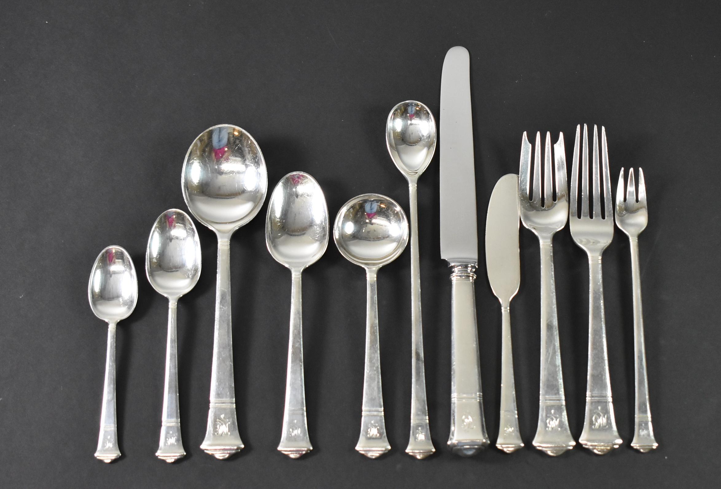 Tiffany & Co Hampton Sterling Silver, 130 pieces For Sale 10