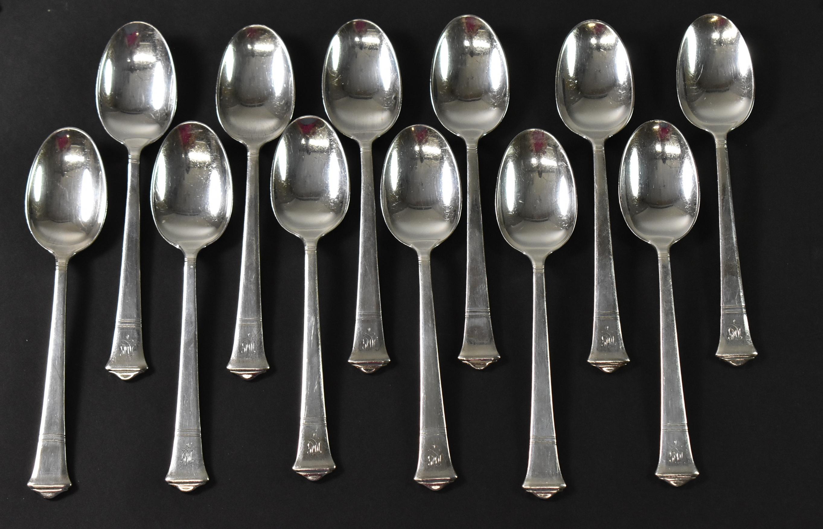 Tiffany & Co Hampton Sterling Silver, 130 pieces For Sale 1