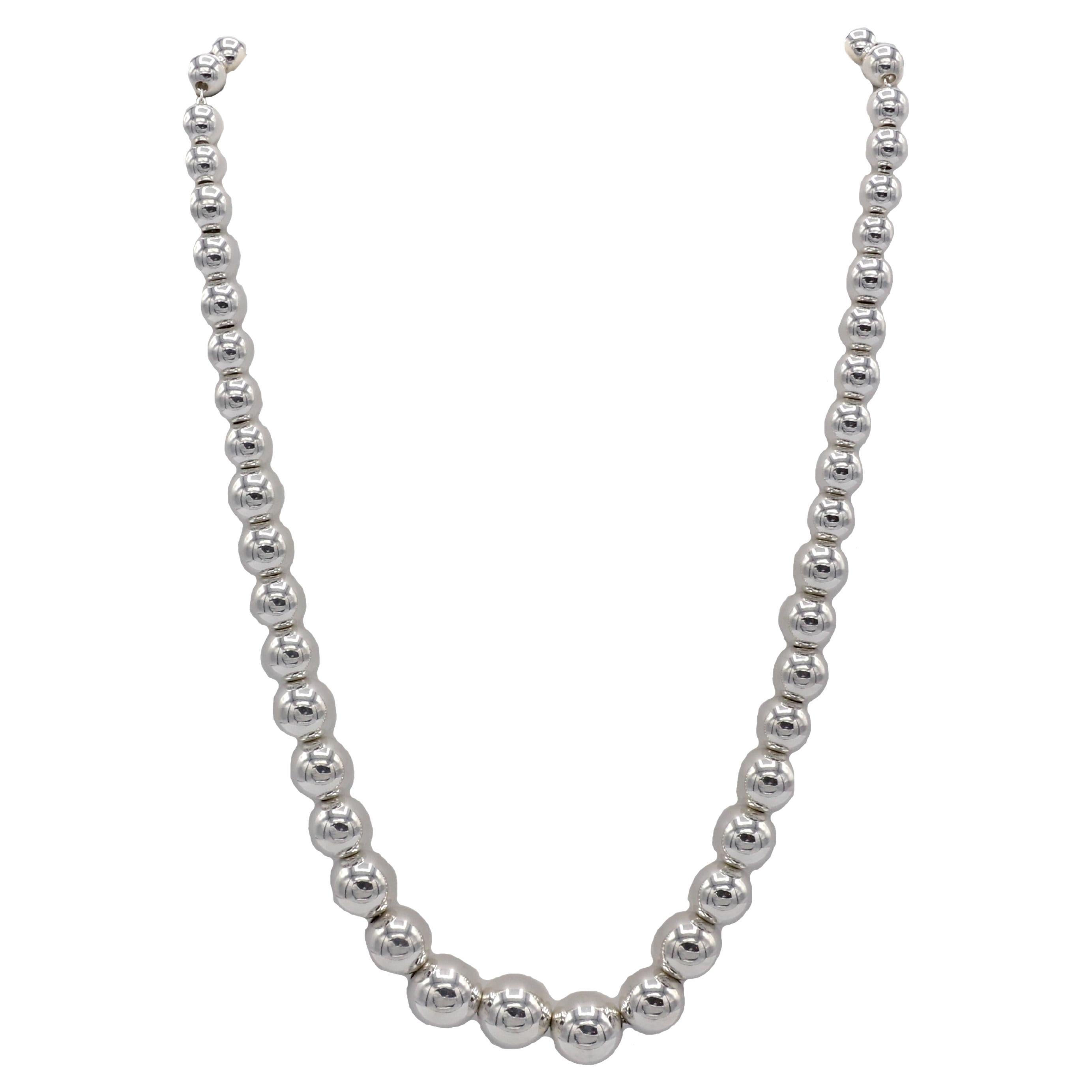 Tiffany & Co. Collier de perles graduées en argent Sterling Hardware Ball and Ball