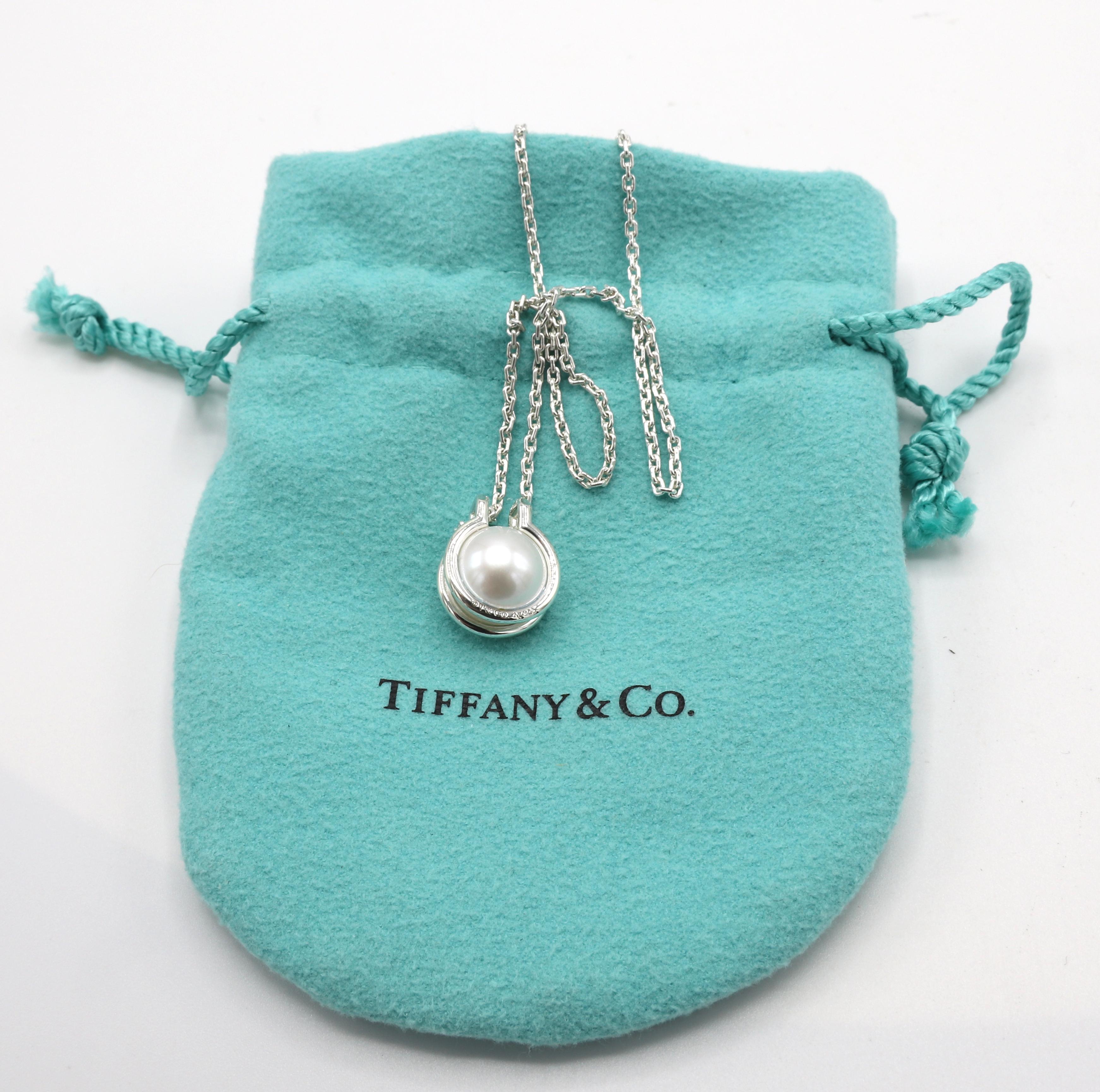 Round Cut Tiffany & Co. Hardwear Freshwater Pearl Sterling Silver Pendant Drop Necklace