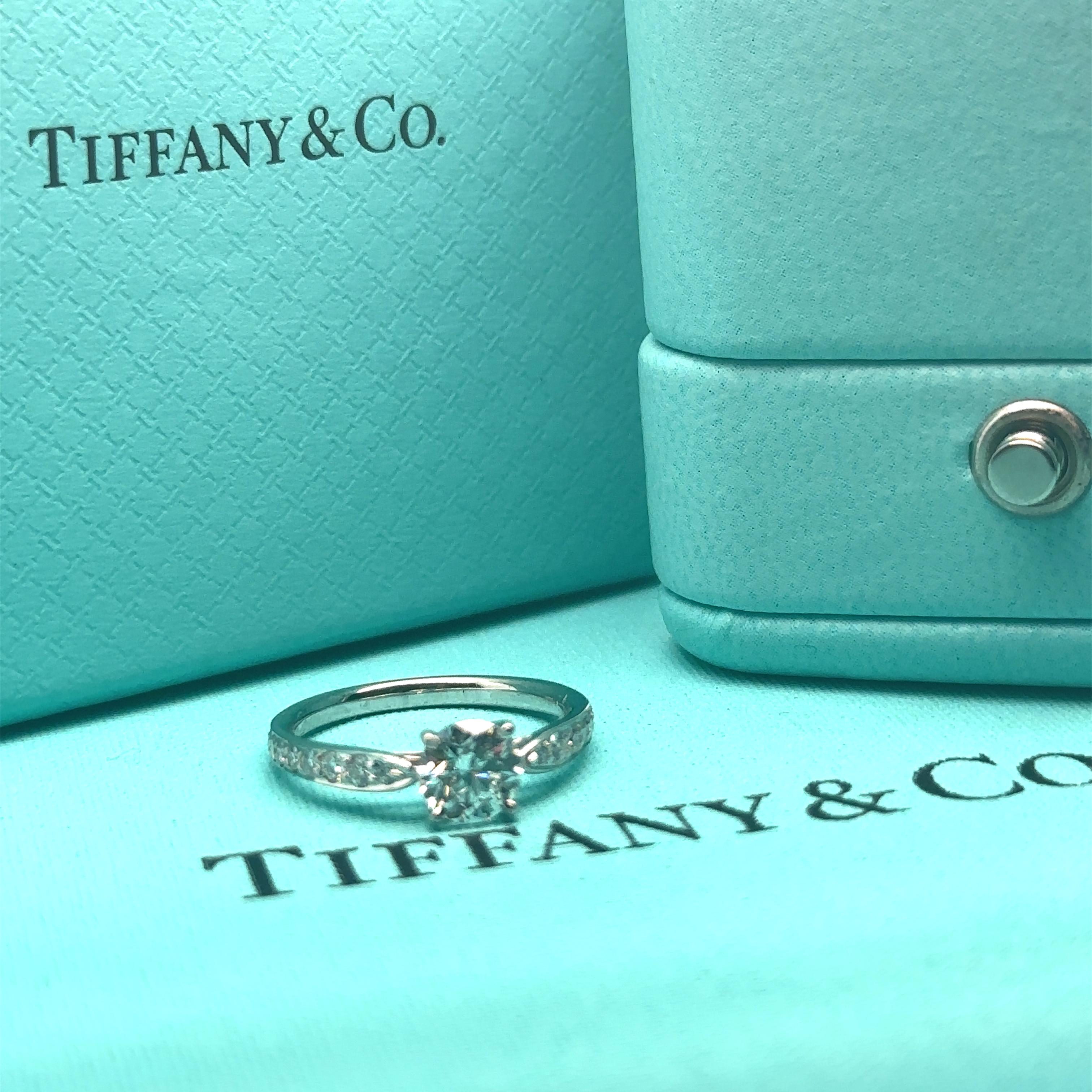 Tiffany & Co, bague Harmony en platine 0,62 carat en vente 2