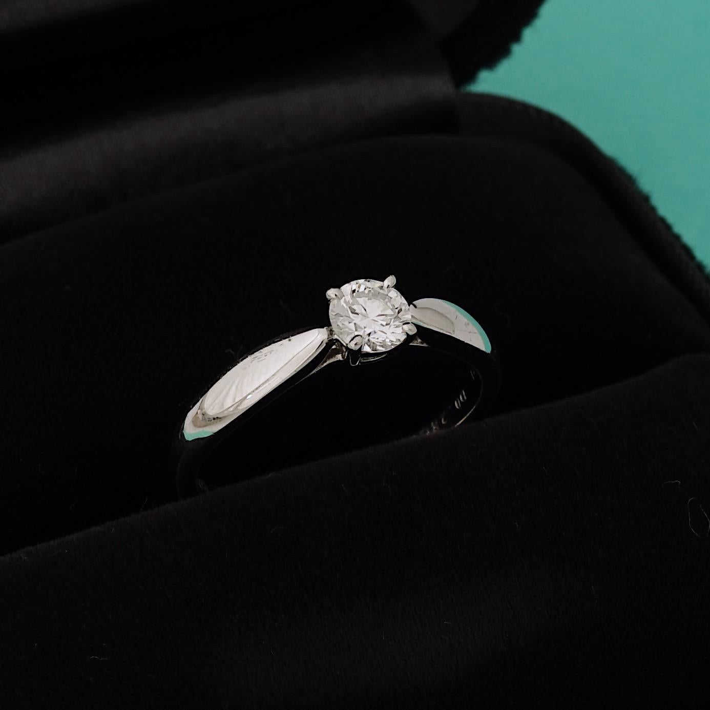 Round Cut Tiffany & Co, 