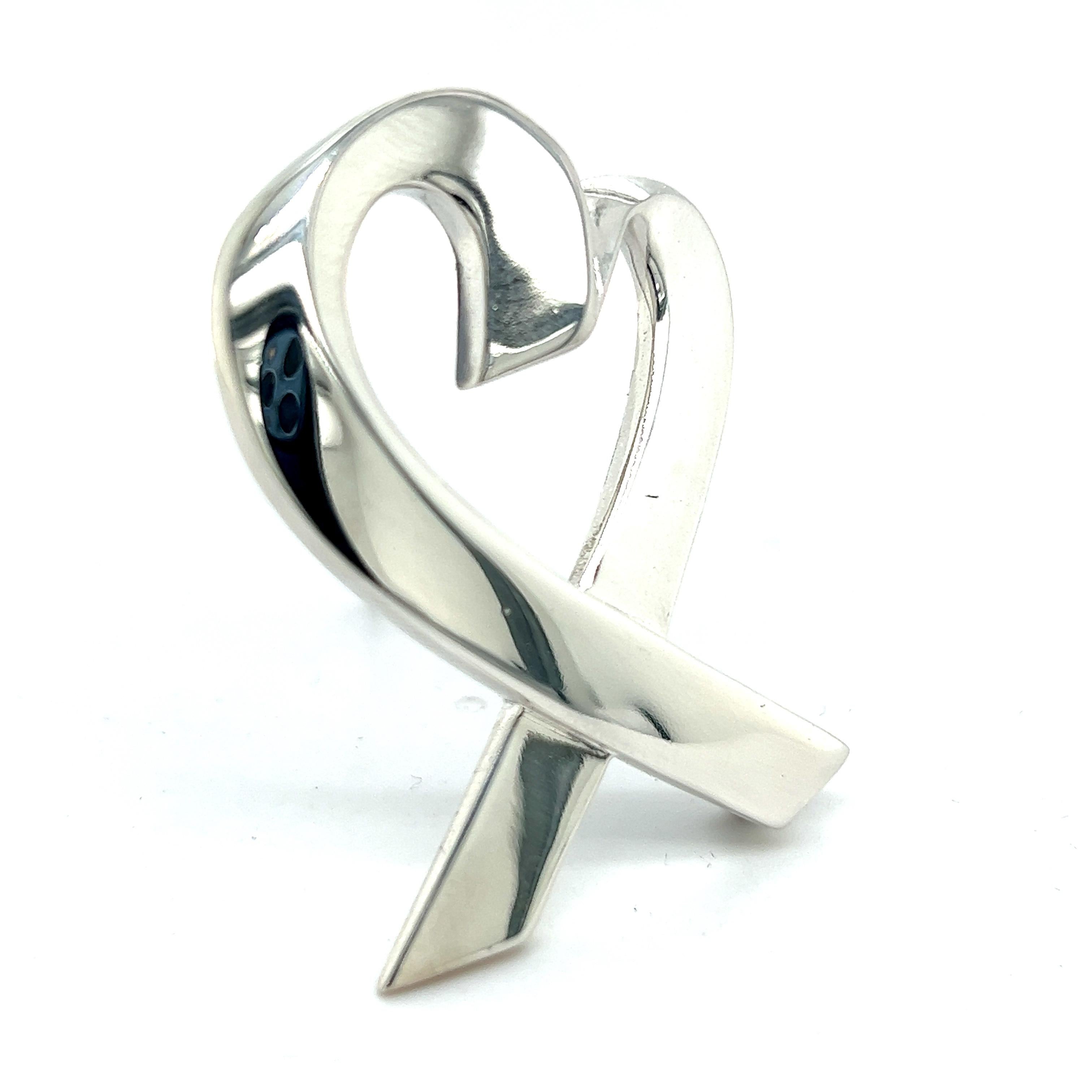Tiffany & Co Herzbrosche/Anstecknadel aus Sterlingsilber mit Nachlass im Zustand „Gut“ im Angebot in Brooklyn, NY