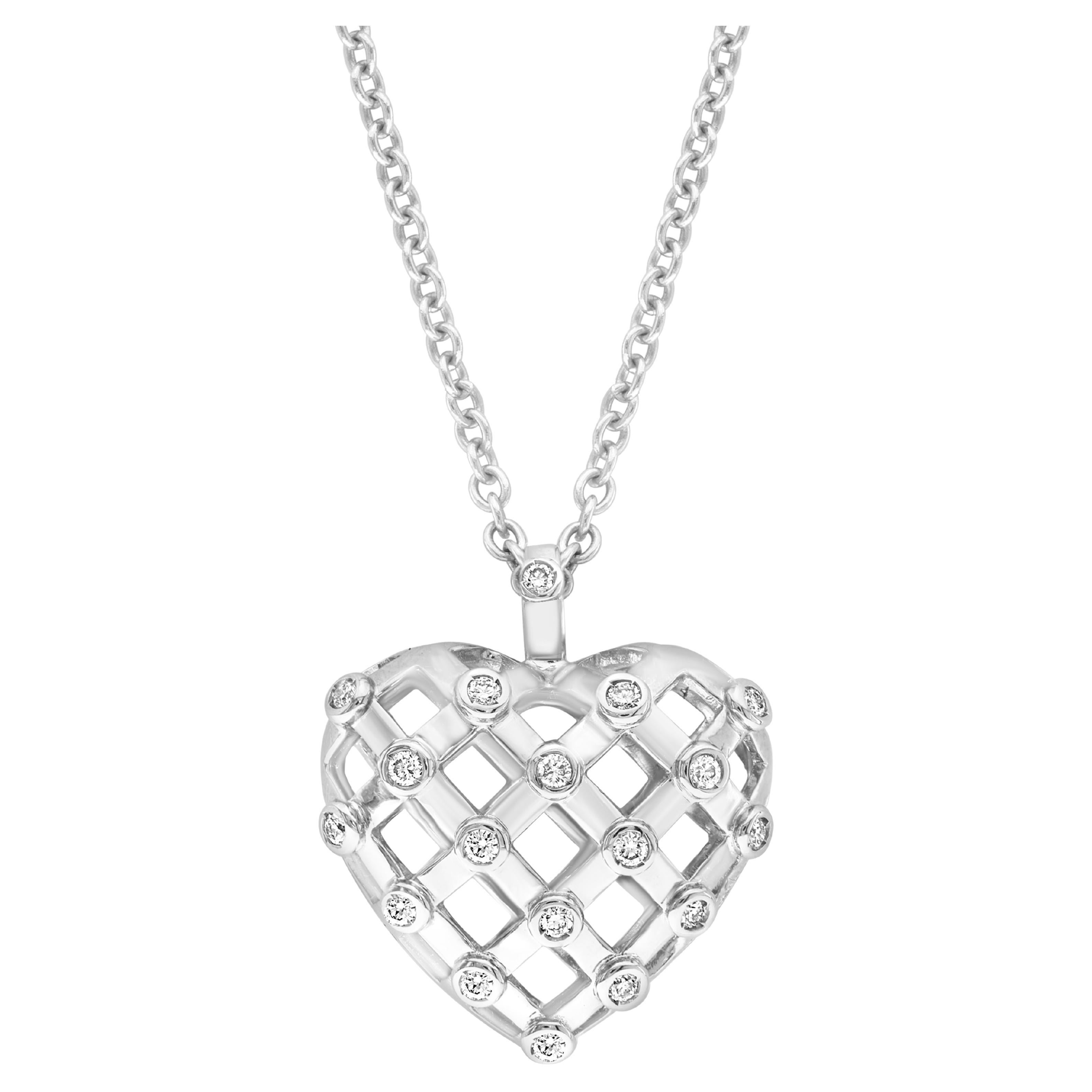 Tiffany & CO Heart Diamond Pendant Necklace 18K White Gold 0.50 CT 31" Long Chai For Sale