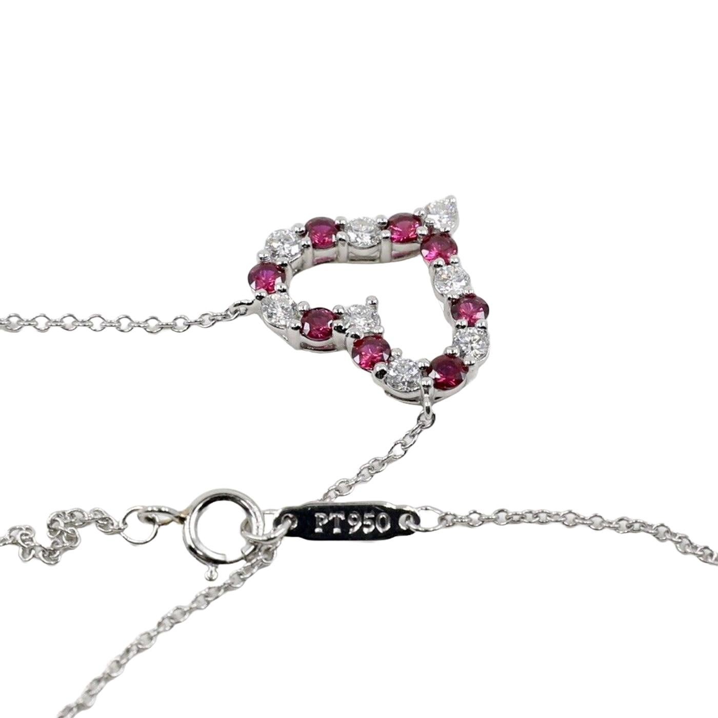 Tiffany & Co Pendentif coeur rubis et diamant petit format en platine 16 pouces Pour femmes en vente