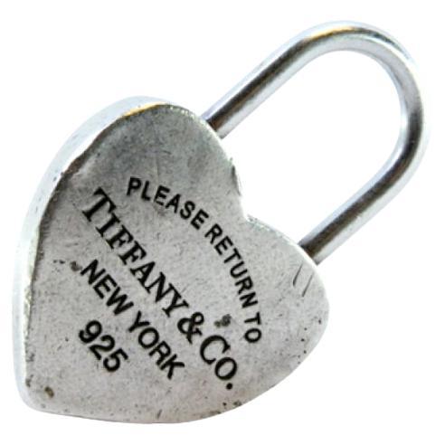 Cadenas en argent en forme de cœur Tiffany
Co.