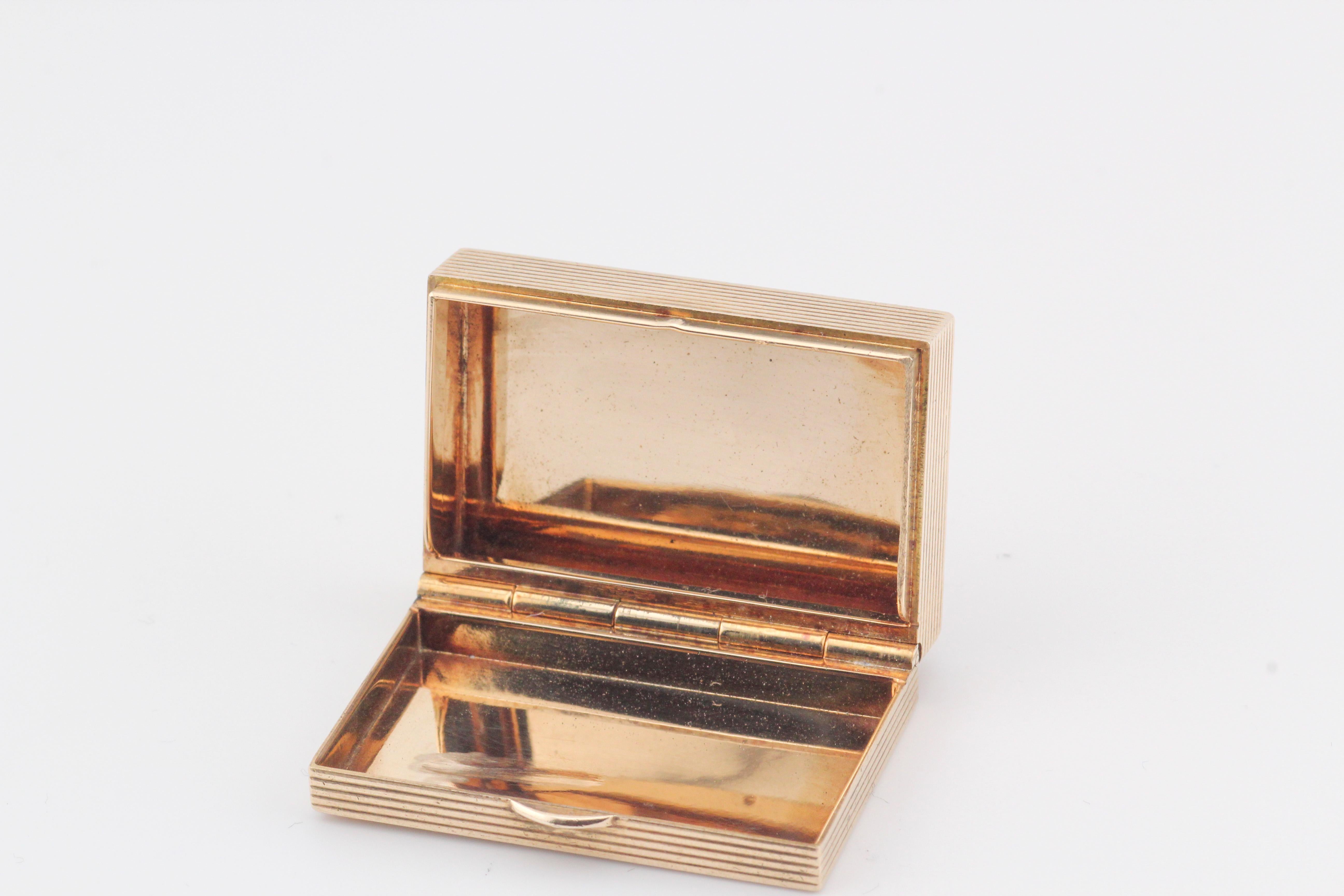 Tiffany & Co. Boîte à pilules vintage en or 14k en vente 6