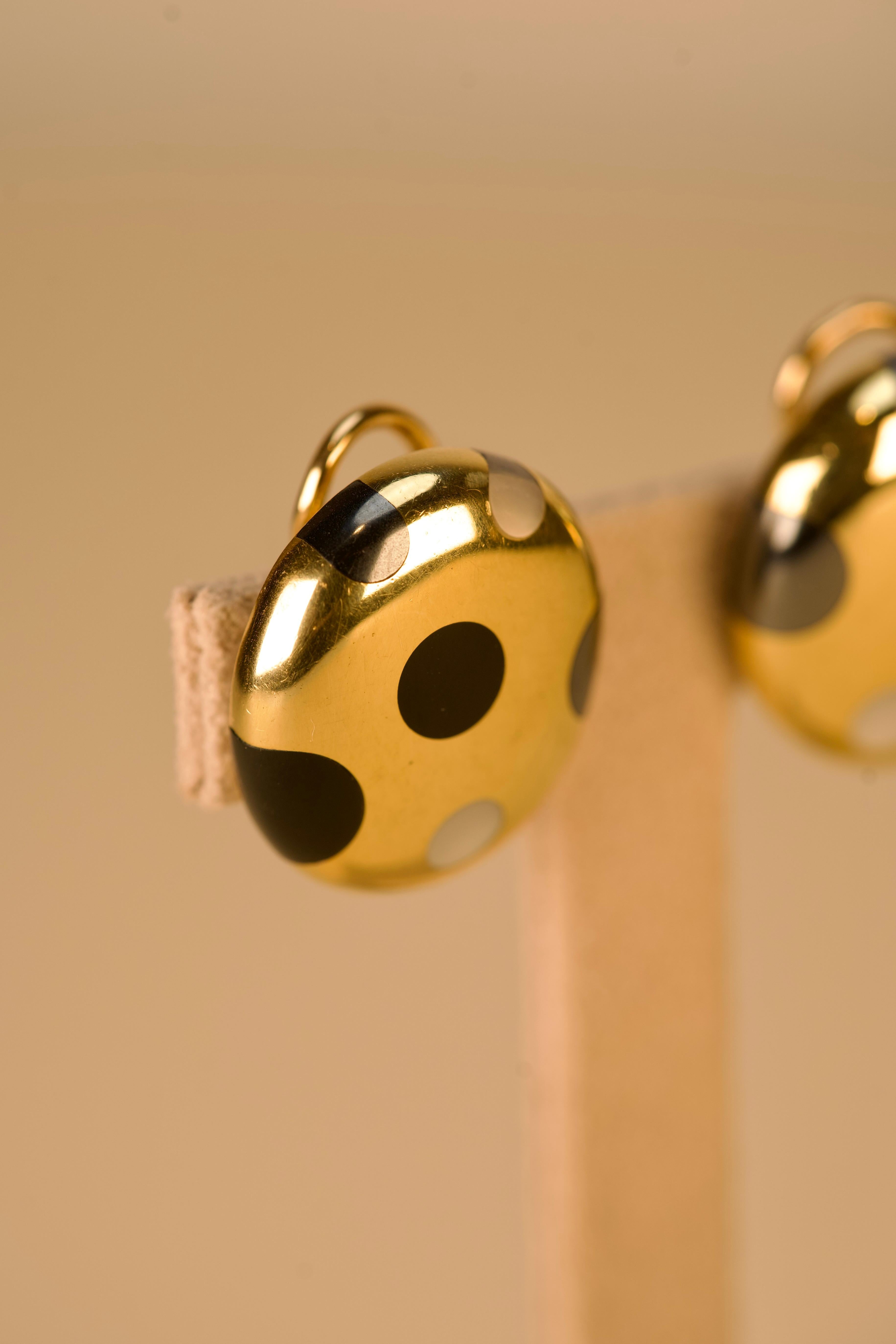 Contemporain Tiffany & Co. Boucles d'oreilles hématite, jade, nacre et or en vente