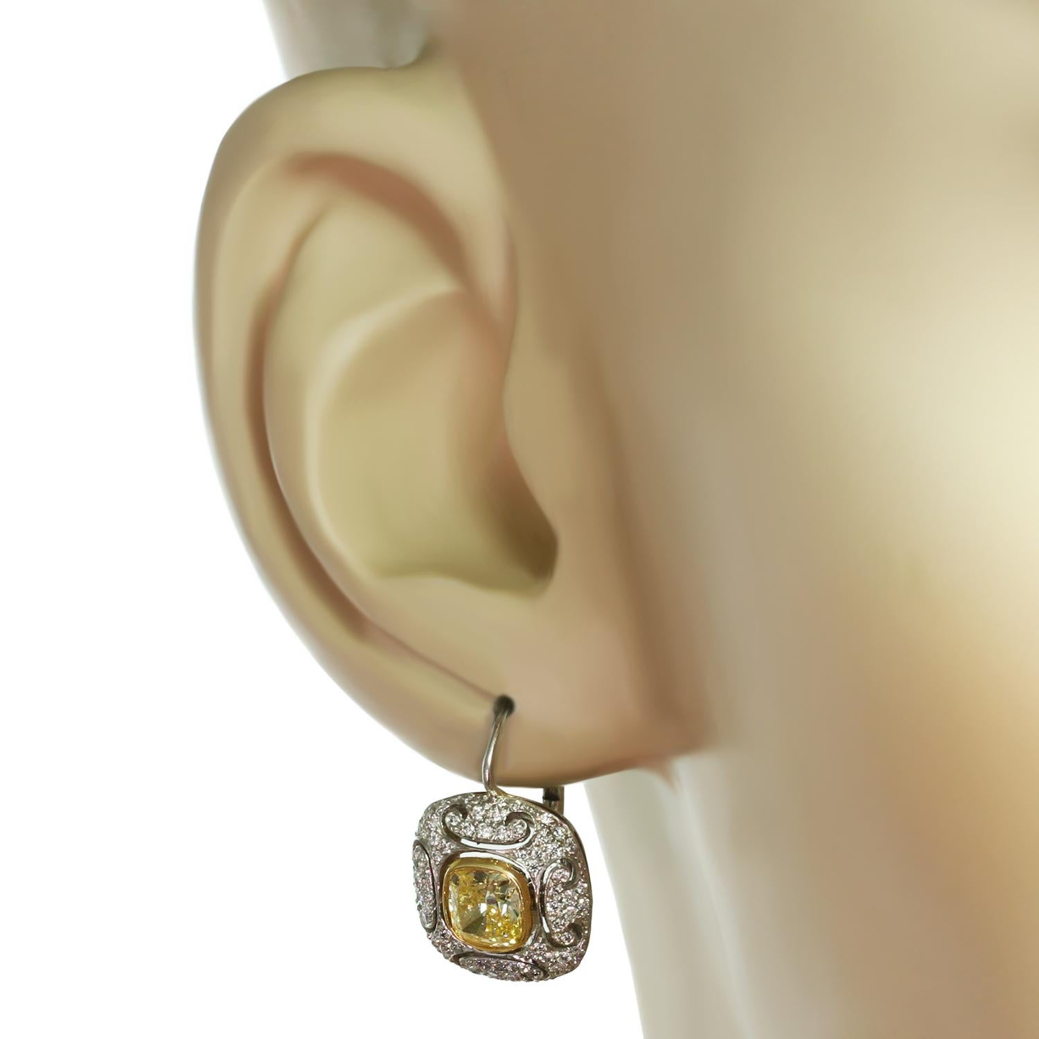 Women's or Men's Tiffany & Co. High Jewelry Beset Fancy Yellow White Diamond Platinum Earrings