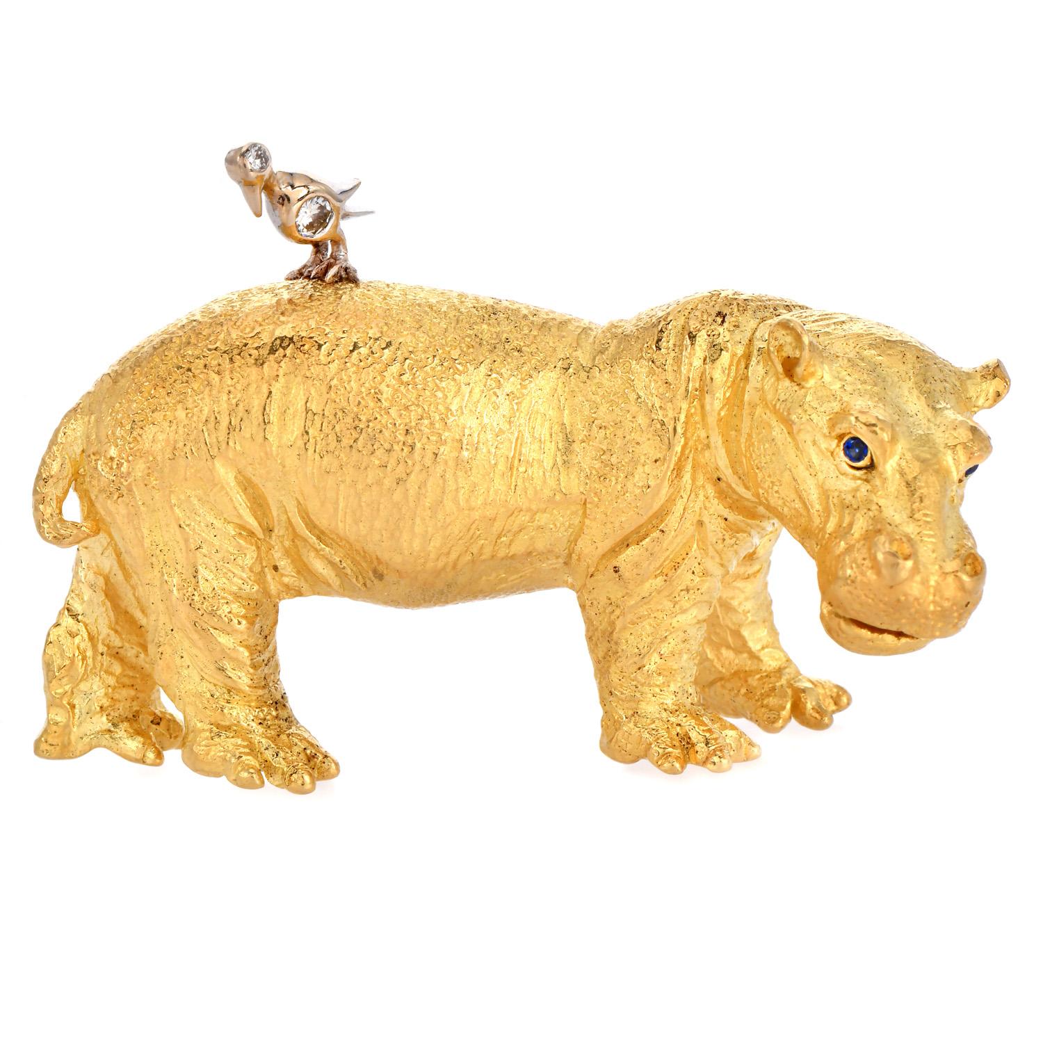 Round Cut Tiffany  Co. Hippopotamus Diamond Bird 18k Gold Brooch Pin For Sale