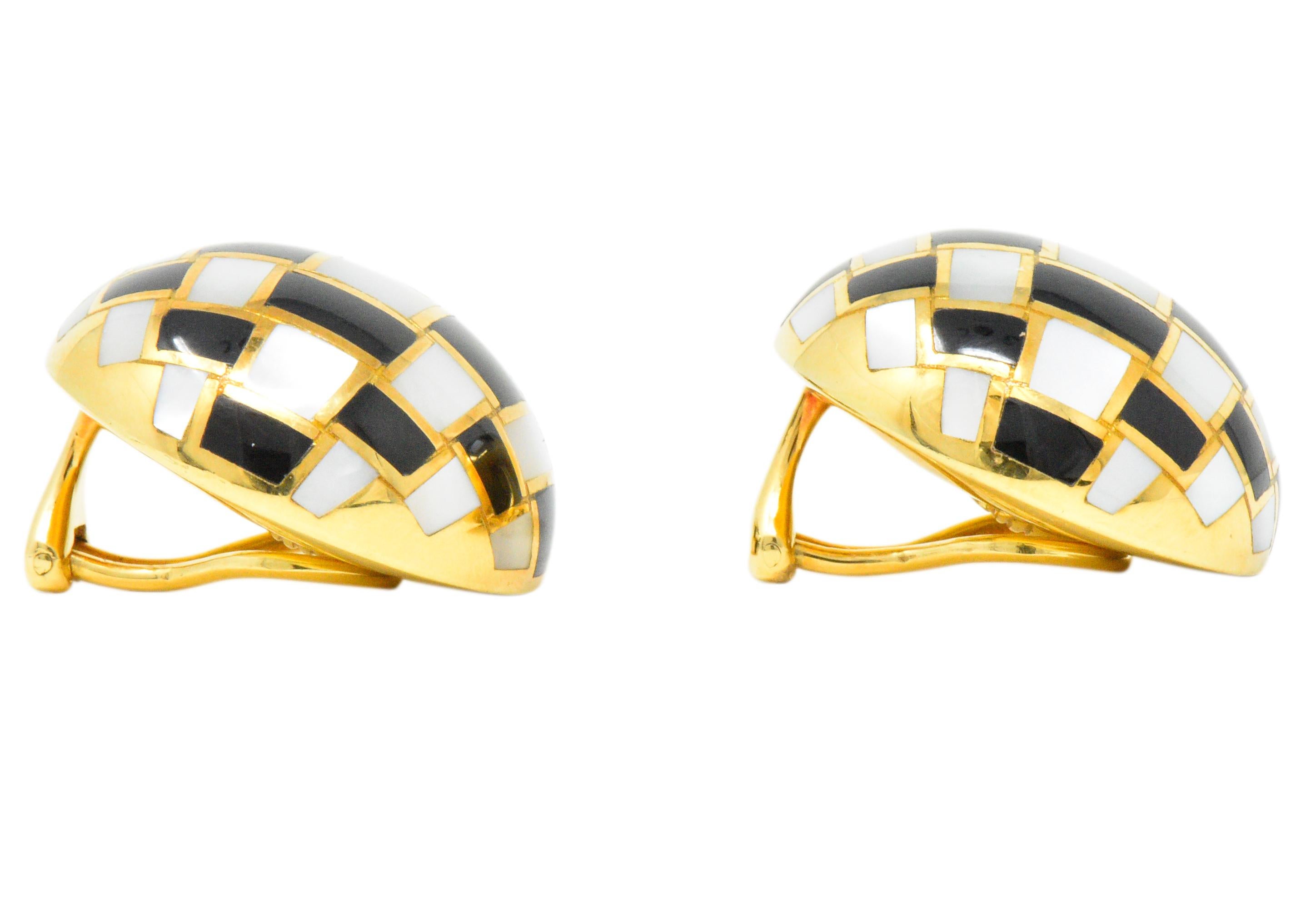 Tiffany & Co. Hong Kong Mother of Pearl Onyx 18 Karat Gold Ear-Clips Earrings 1