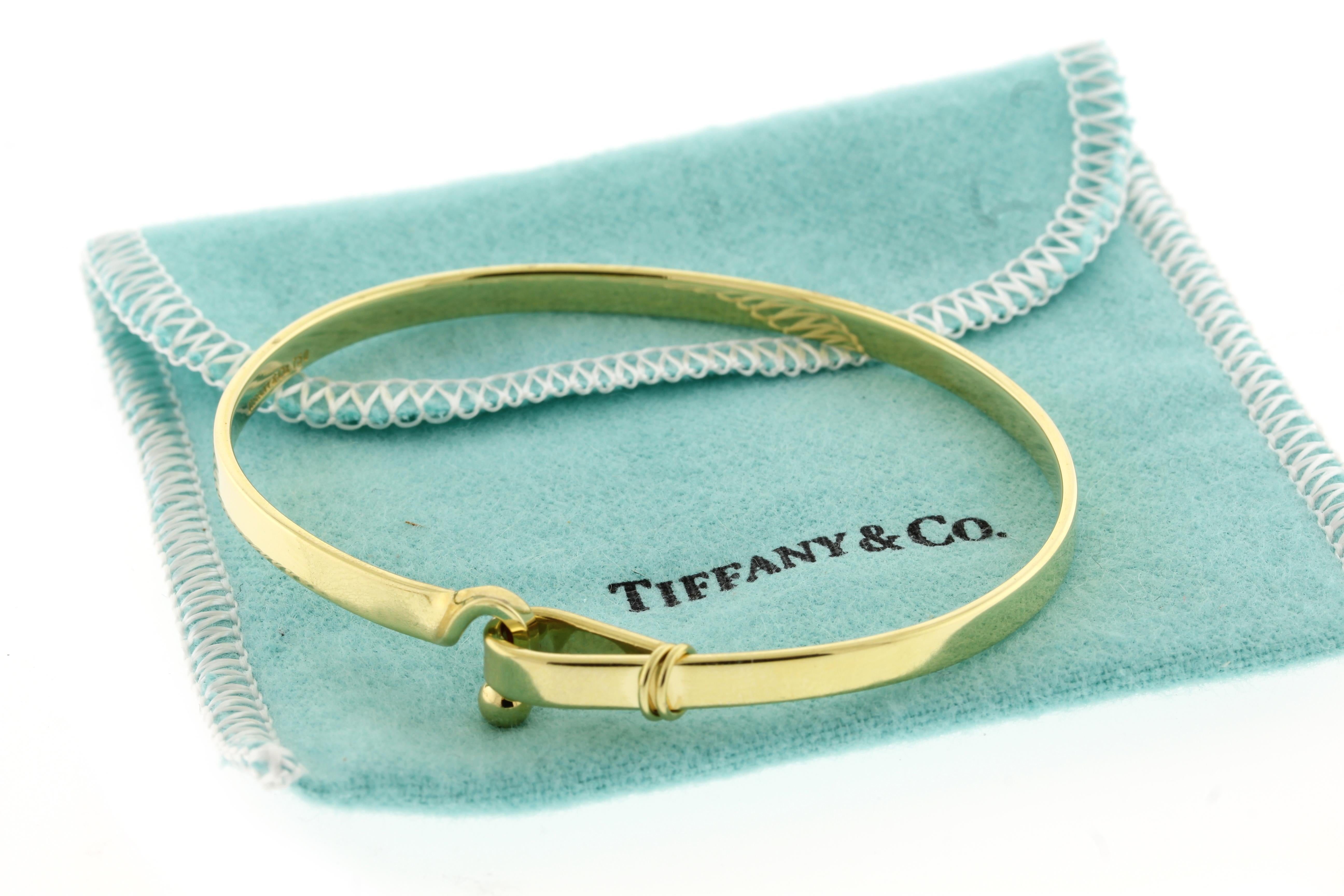 Tiffany & Co. Hook and Eye Gold Bangle Bracelet  In Excellent Condition In Bethesda, MD