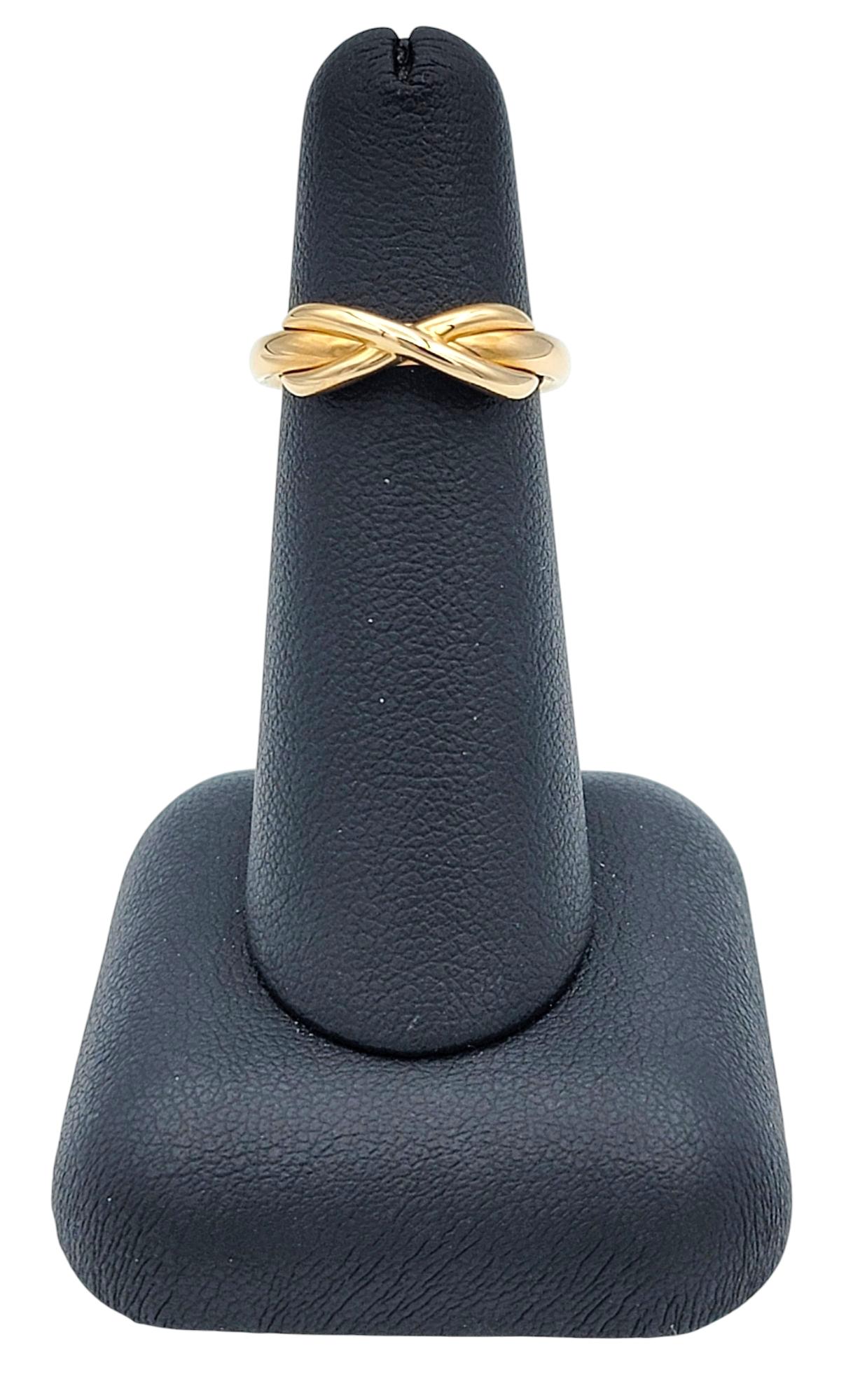 Tiffany & Co. Infinity Band Ring in Polished 18 Karat Rose Gold For Sale 5