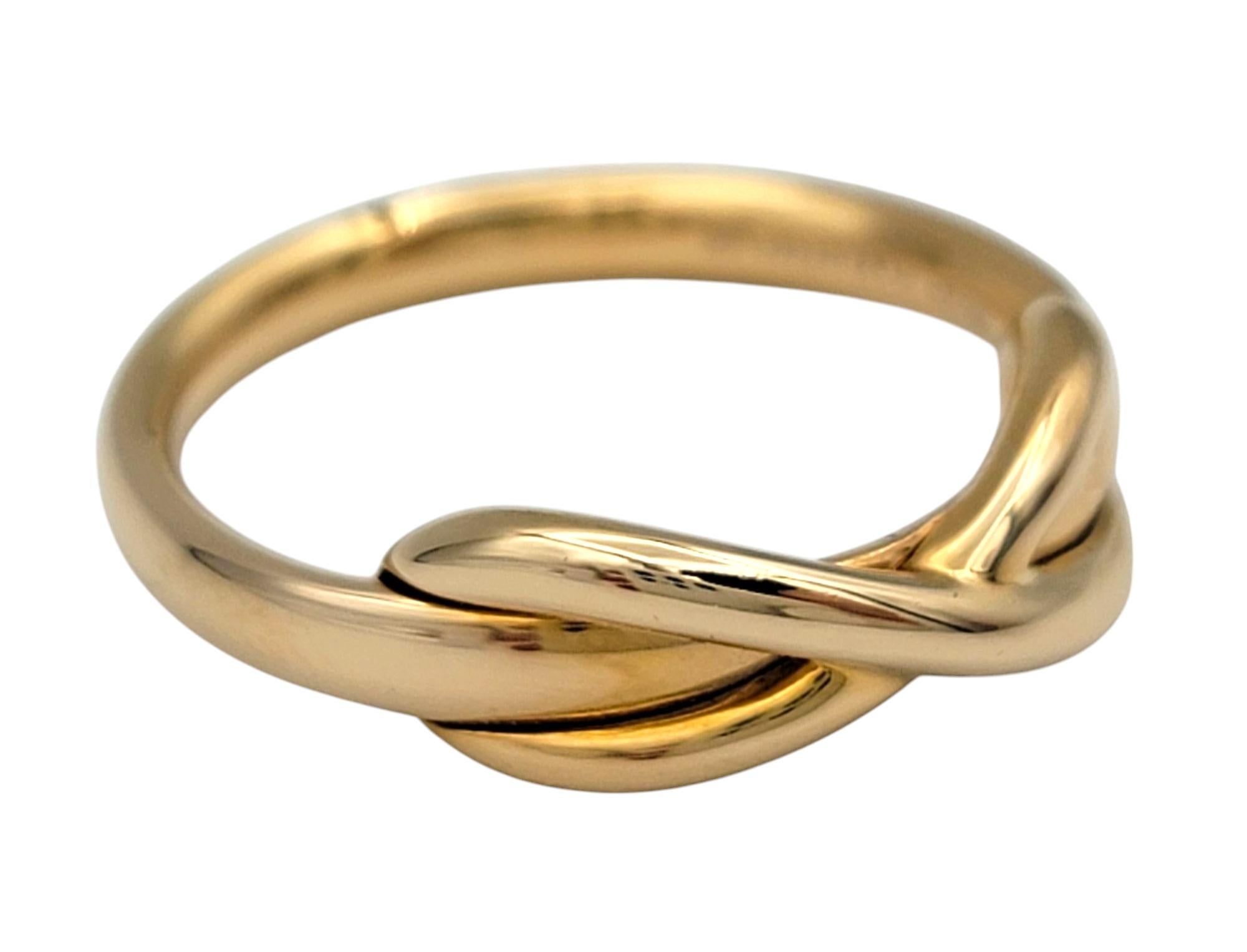 Tiffany & Co. Infinity Band Ring in Polished 18 Karat Rose Gold In Good Condition For Sale In Scottsdale, AZ