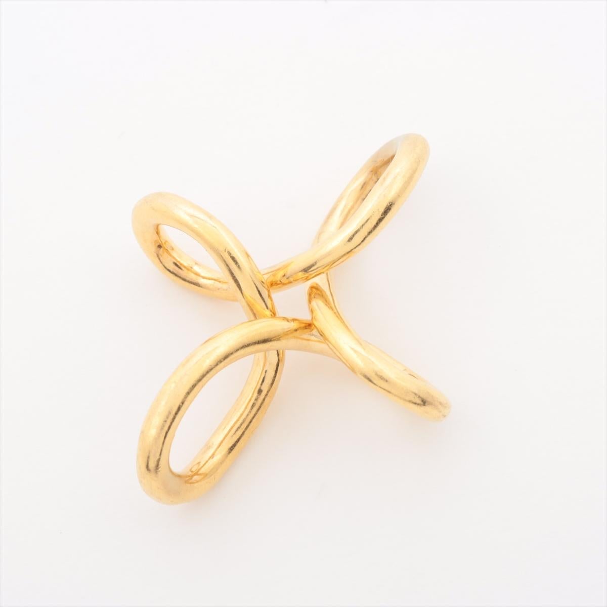 The Tiffany & Co. Infinity Cross Pendant in gold is a beautiful symbol of faith and everlasting love. Crafted from high-quality gold, the pendant features an elegant infinity design intertwined with a classic cross, creating a striking and