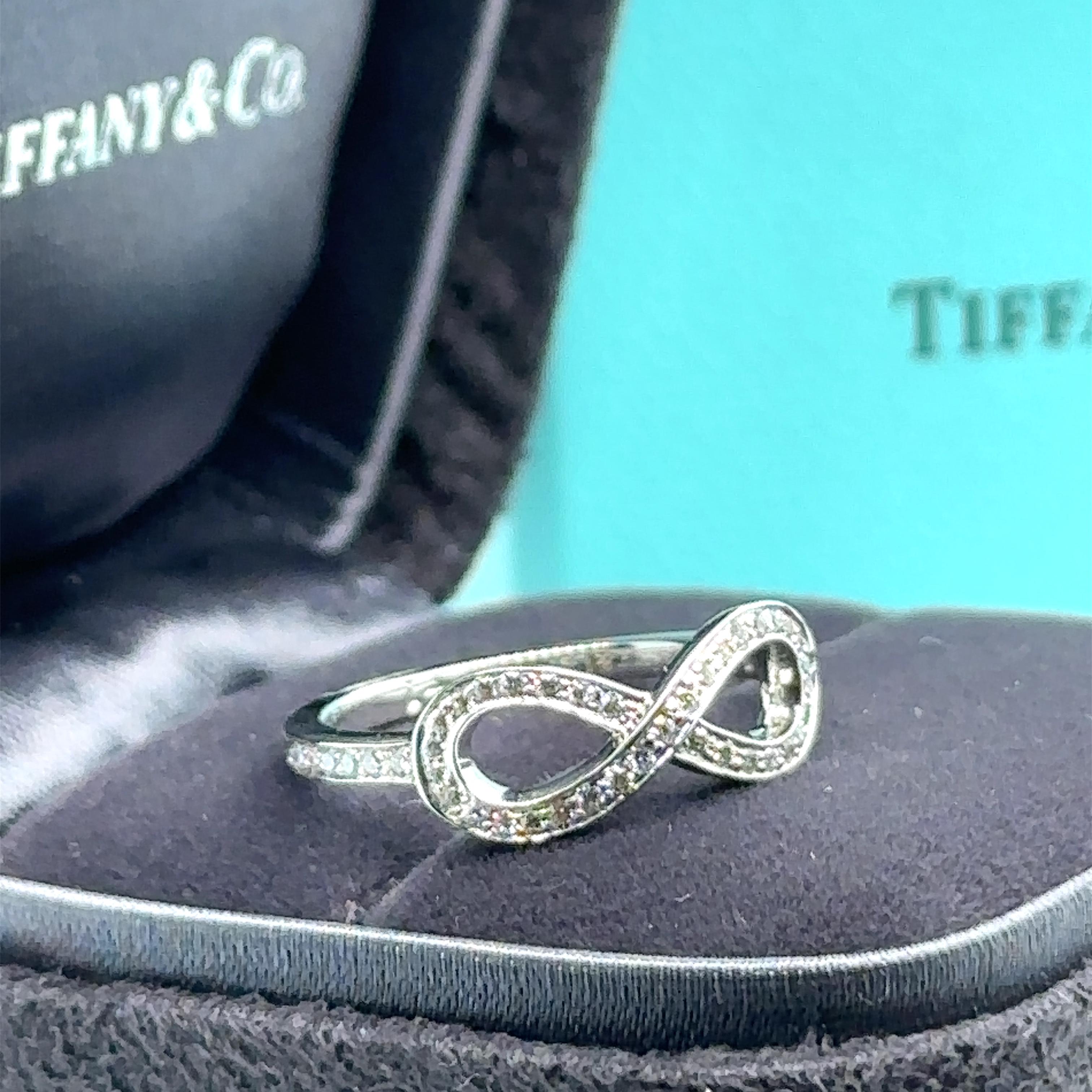 Tiffany & Co Infinity Diamond Ring 0.25 Carat 4